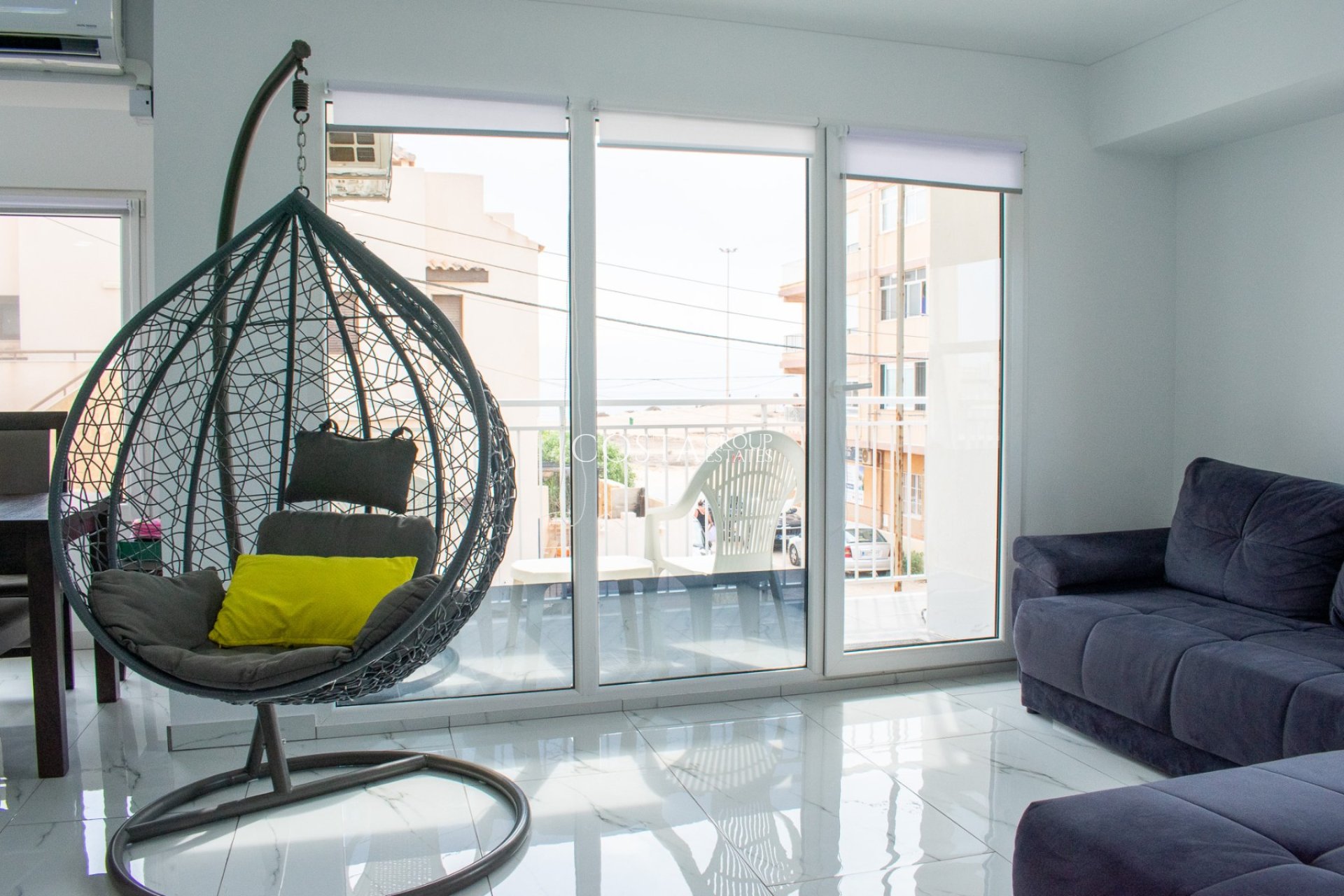 Odsprzedaż - Apartament -
Torrevieja - Los Frutales