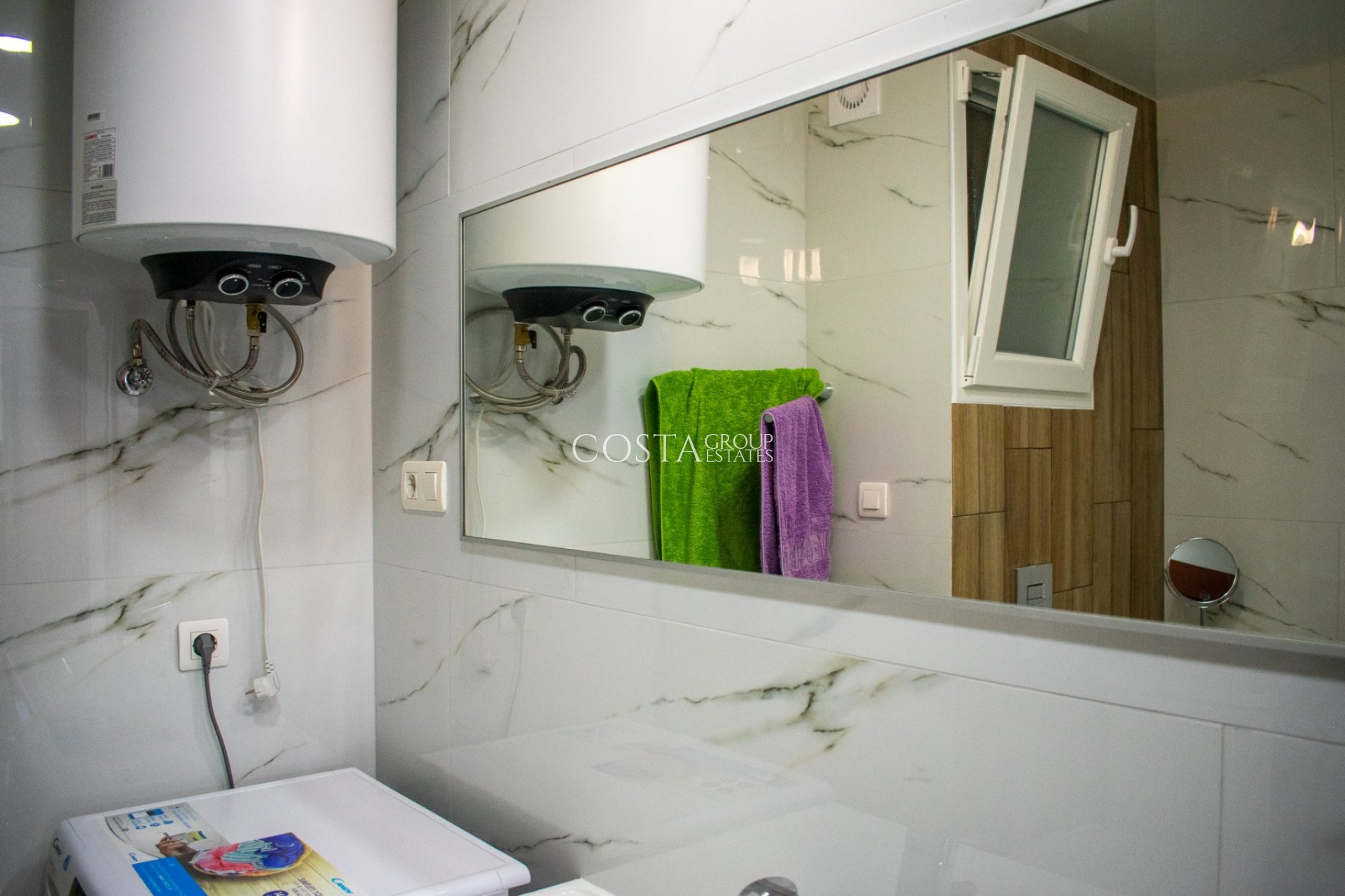 Odsprzedaż - Apartament -
Torrevieja - Los Frutales