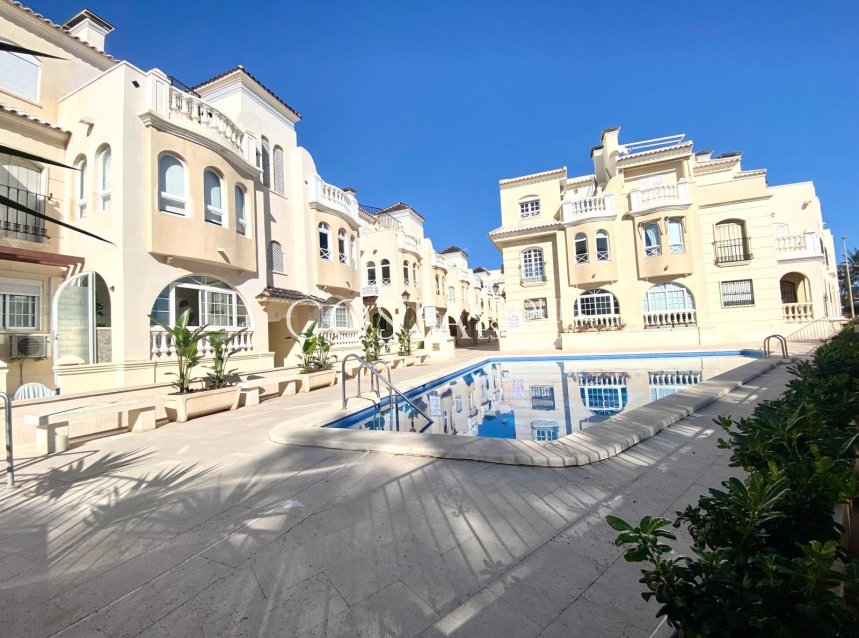 Odsprzedaż - Apartament -
Torrevieja - Playa Los Locos