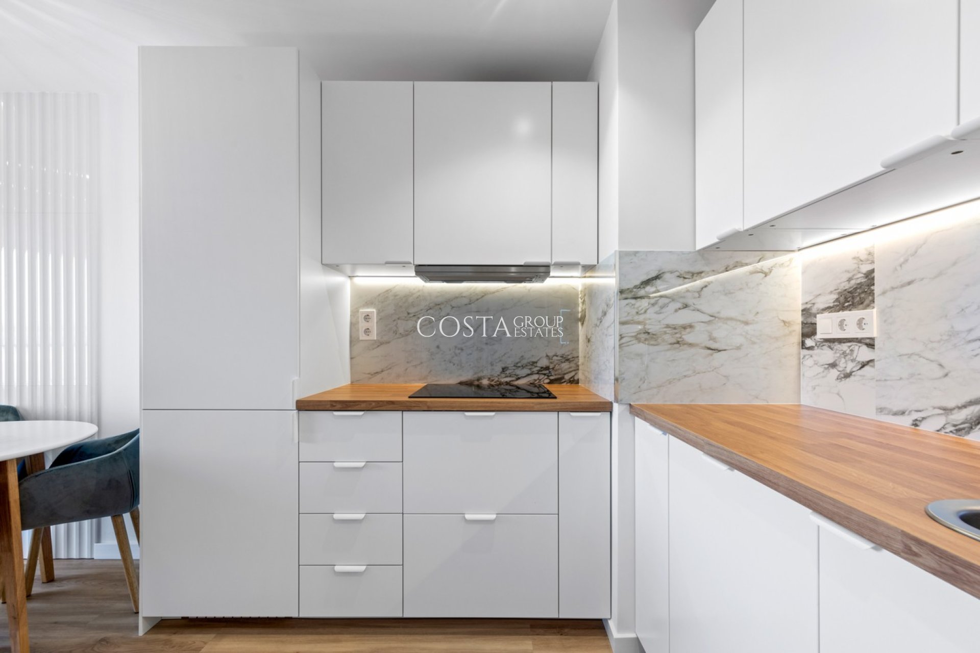 Odsprzedaż - Apartament -
Torrevieja - Punta Prima