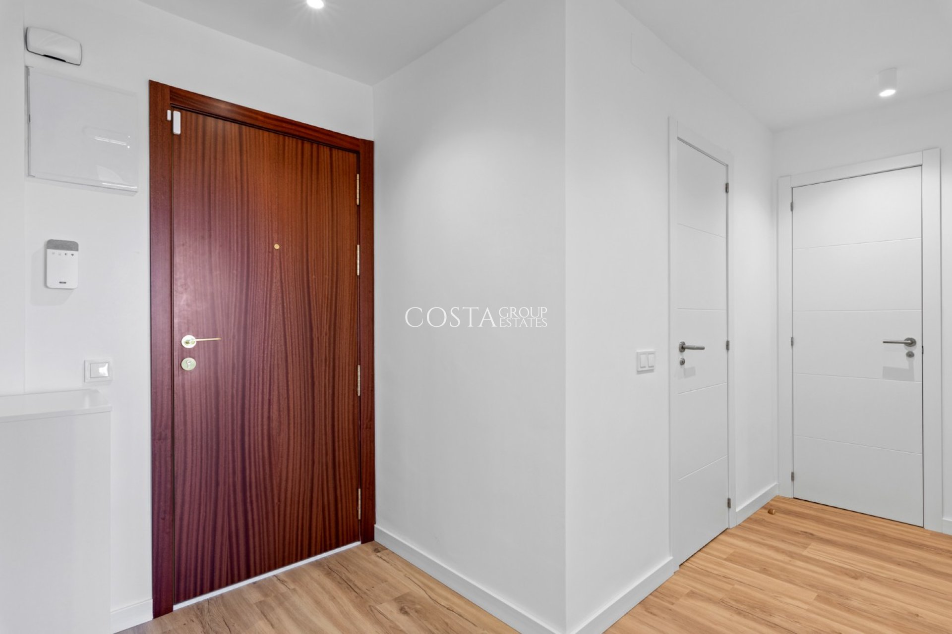 Odsprzedaż - Apartament -
Torrevieja - Punta Prima