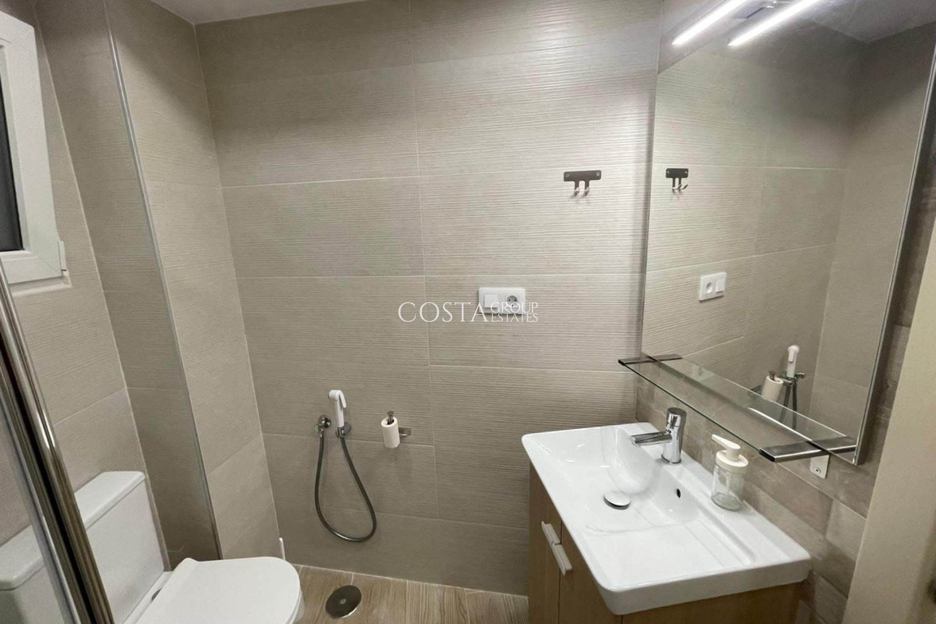 Odsprzedaż - Apartments -
Alicante - Alicante Centro