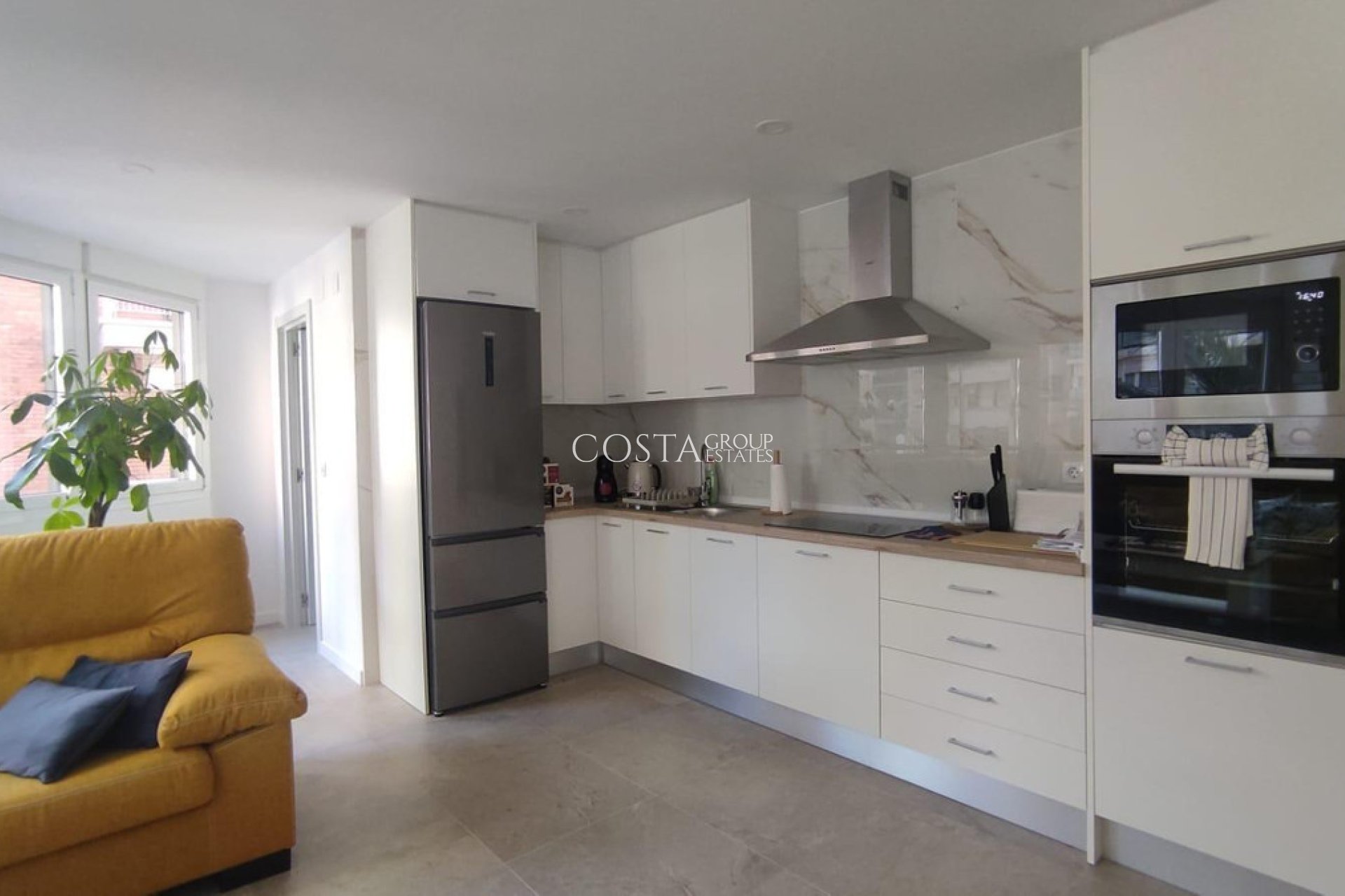 Odsprzedaż - Apartments -
Alicante - Alicante Centro
