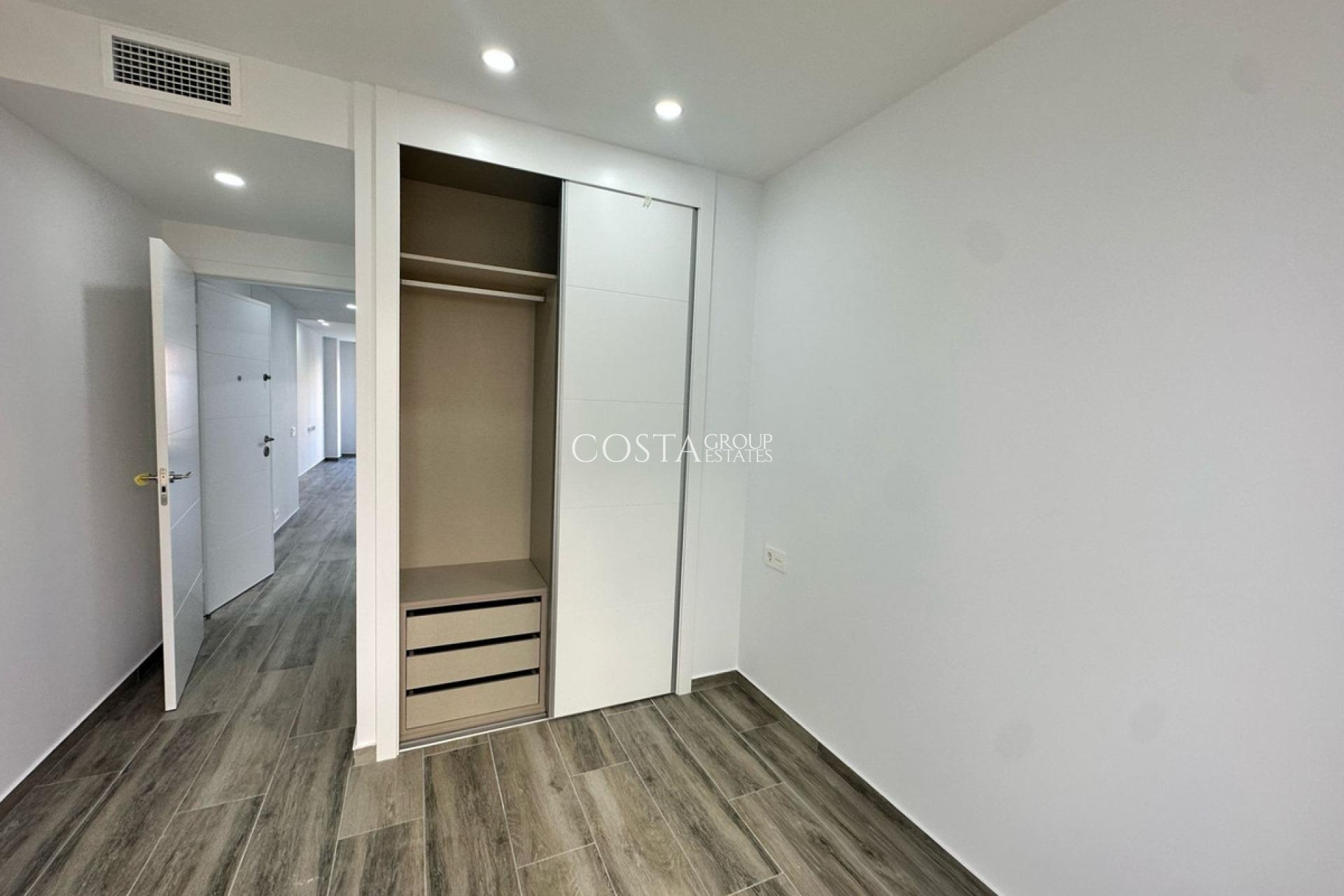 Odsprzedaż - Apartments -
Alicante - Alicante Centro
