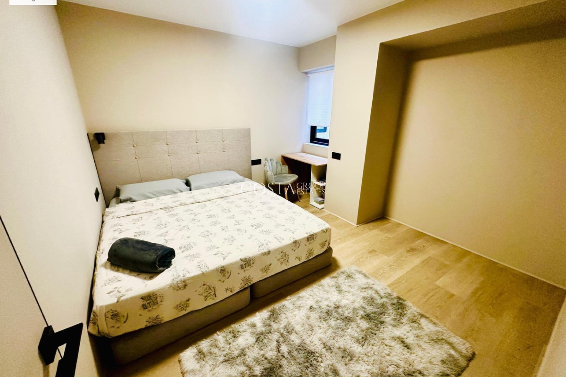 Odsprzedaż - Apartments -
Alicante - Alicante Centro