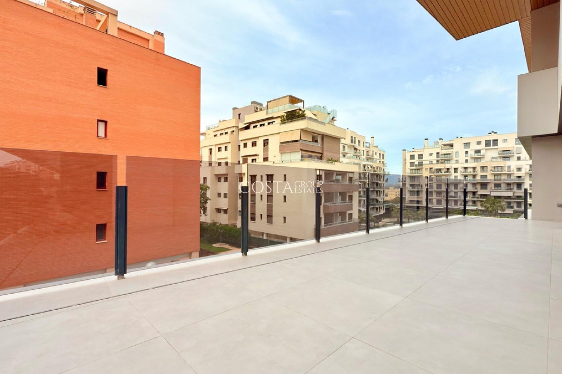 Odsprzedaż - Apartments -
Alicante - Alicante Centro