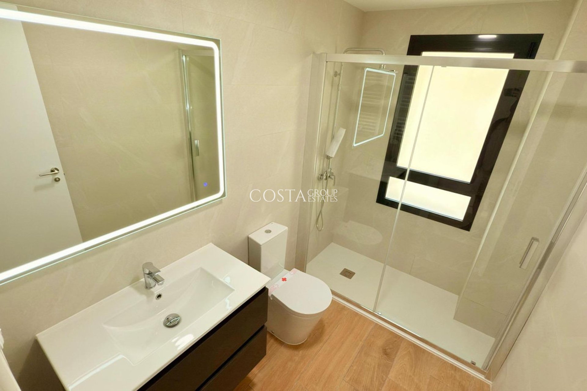 Odsprzedaż - Apartments -
Alicante - Alicante Centro