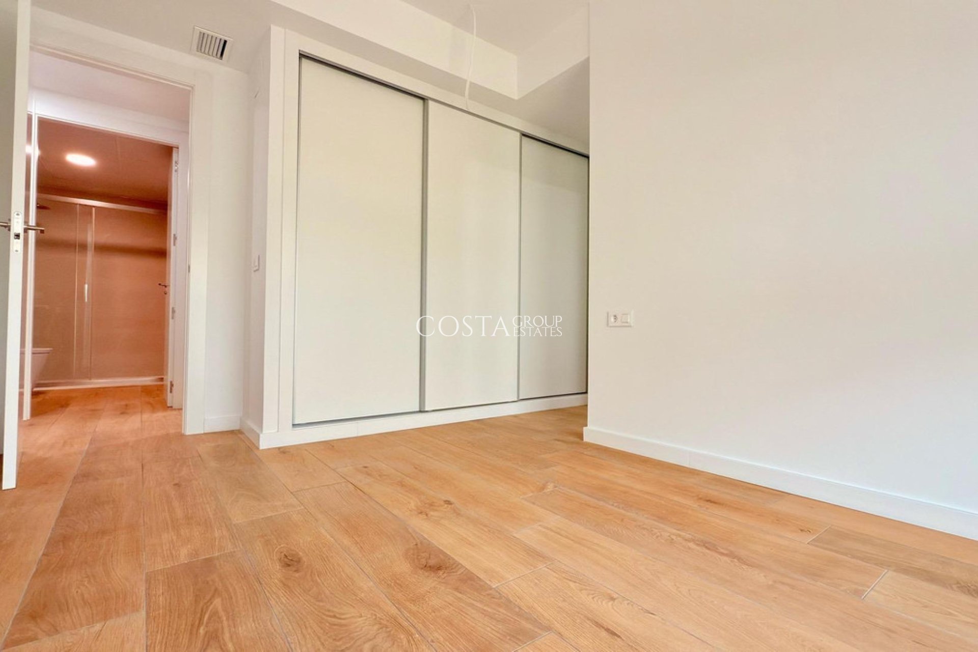 Odsprzedaż - Apartments -
Alicante - Alicante Centro