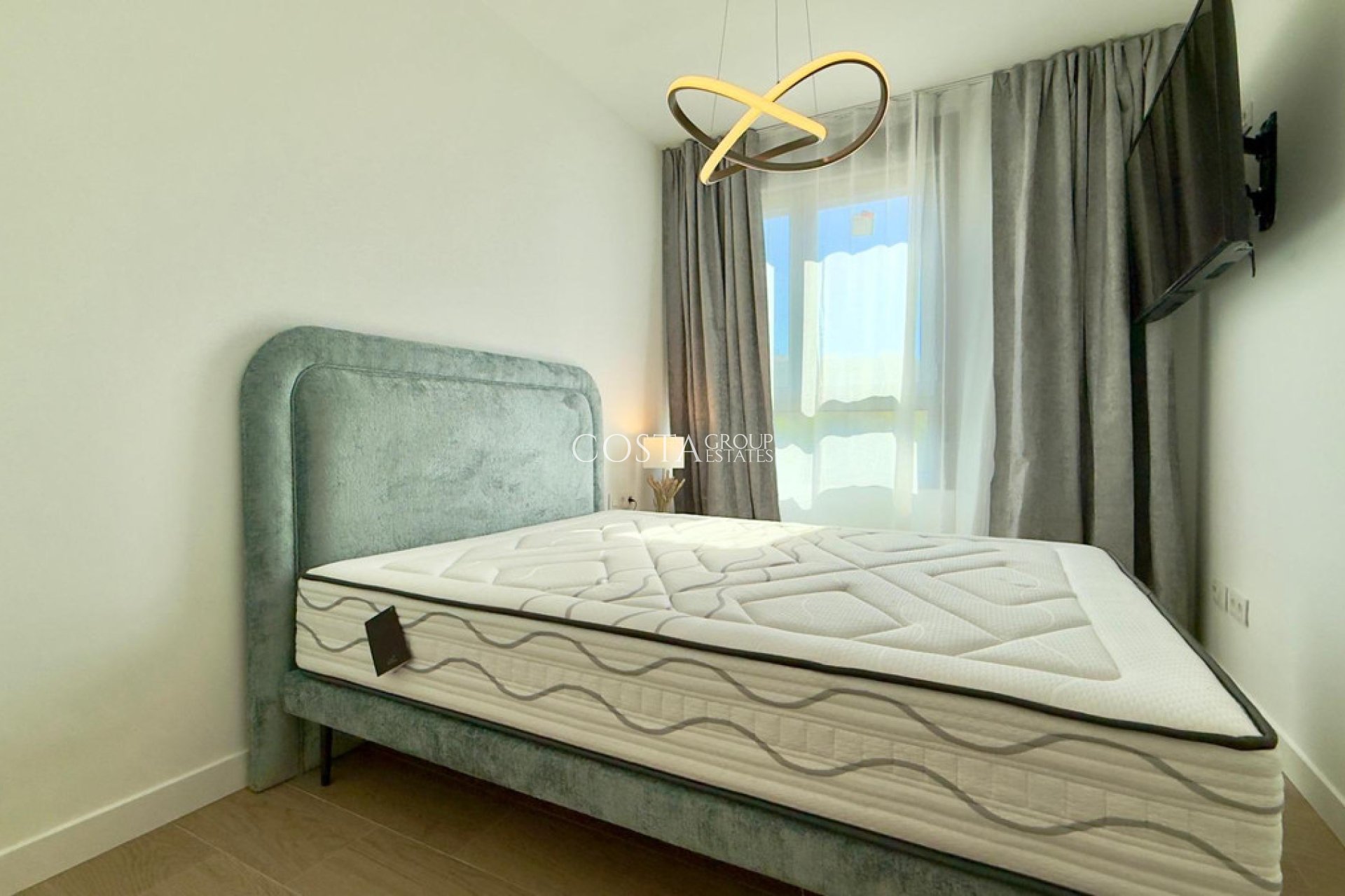 Odsprzedaż - Apartments -
Alicante - Alicante Centro