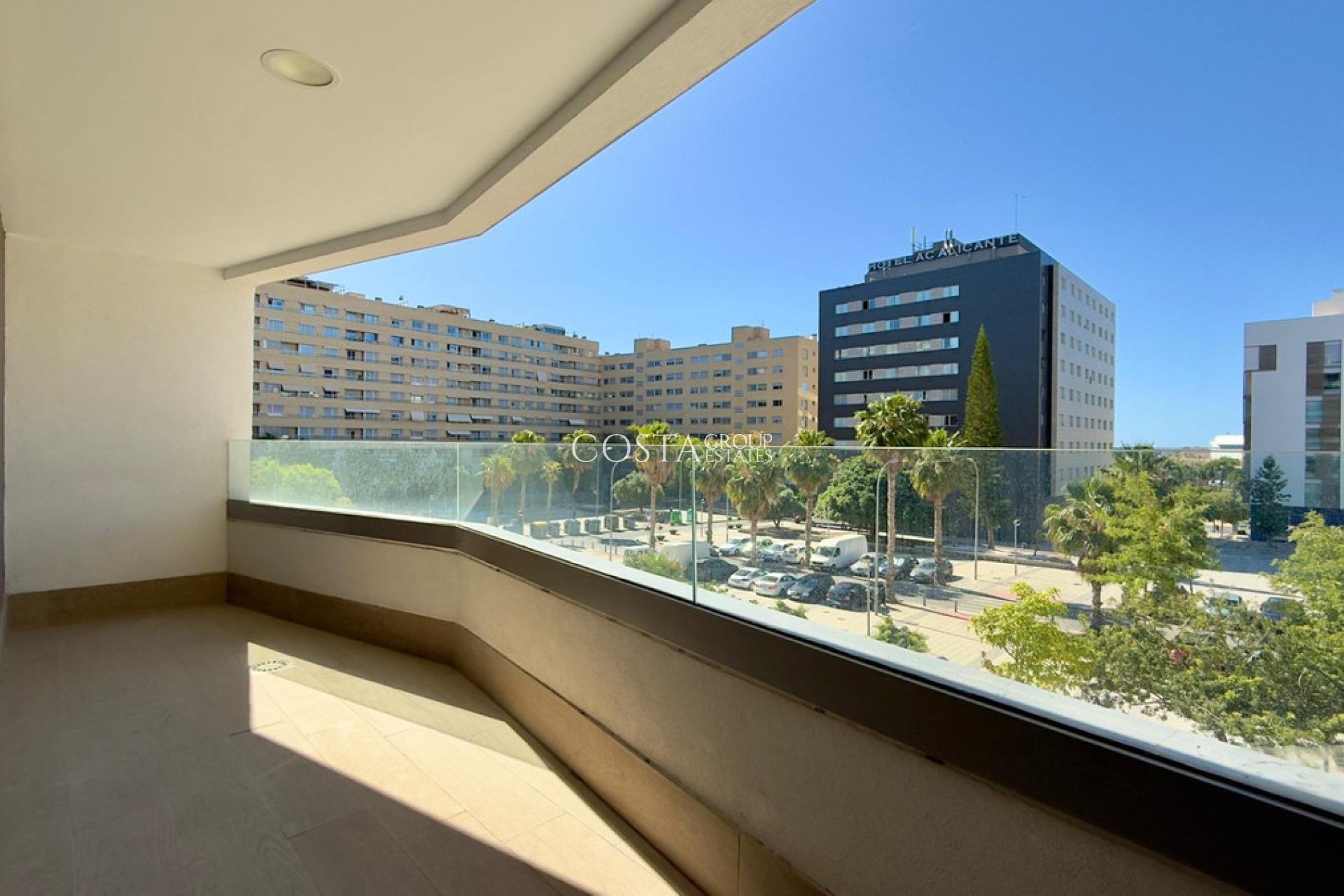 Odsprzedaż - Apartments -
Alicante - Alicante Centro