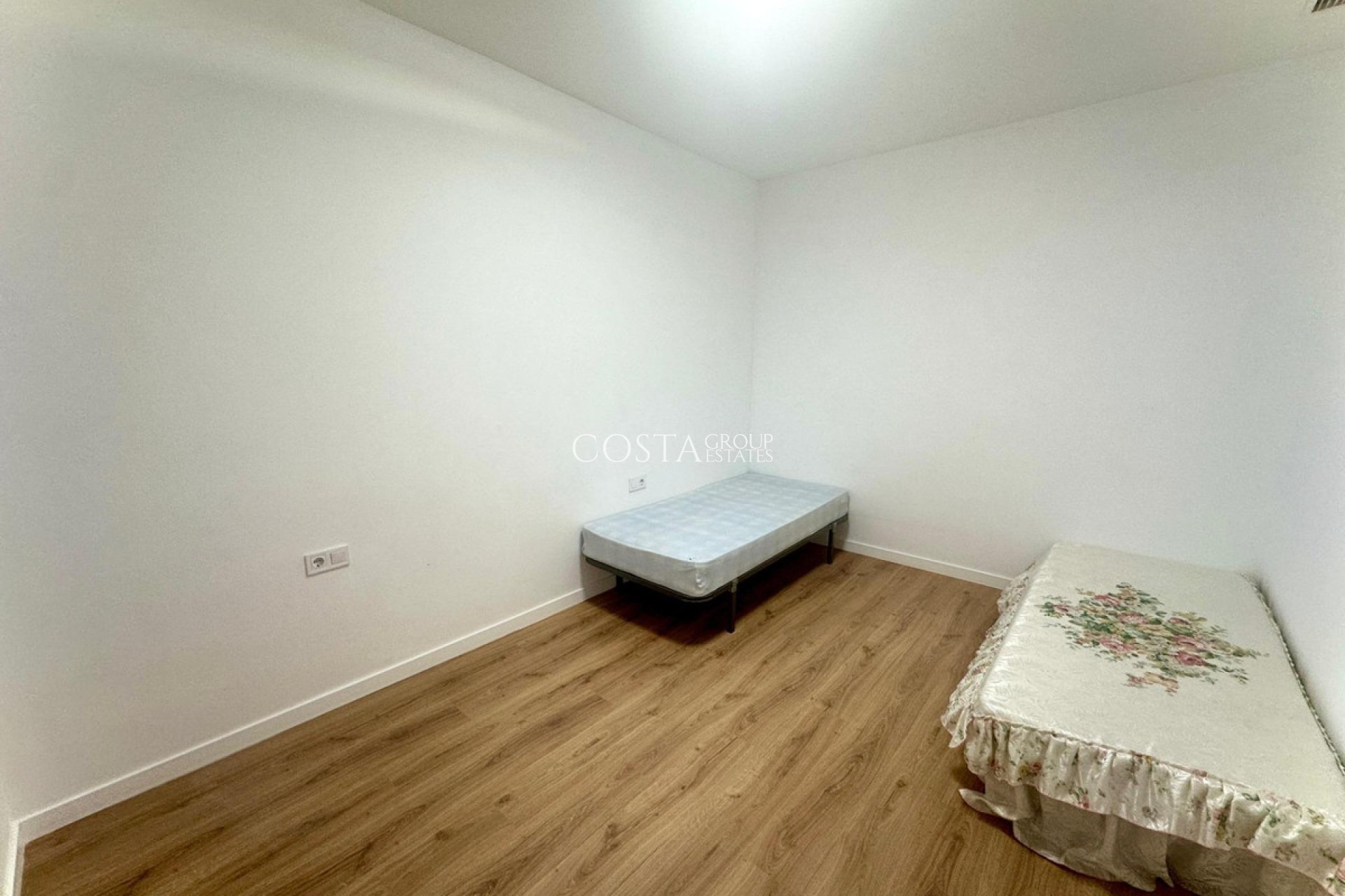 Odsprzedaż - Apartments -
Alicante - Alicante Centro