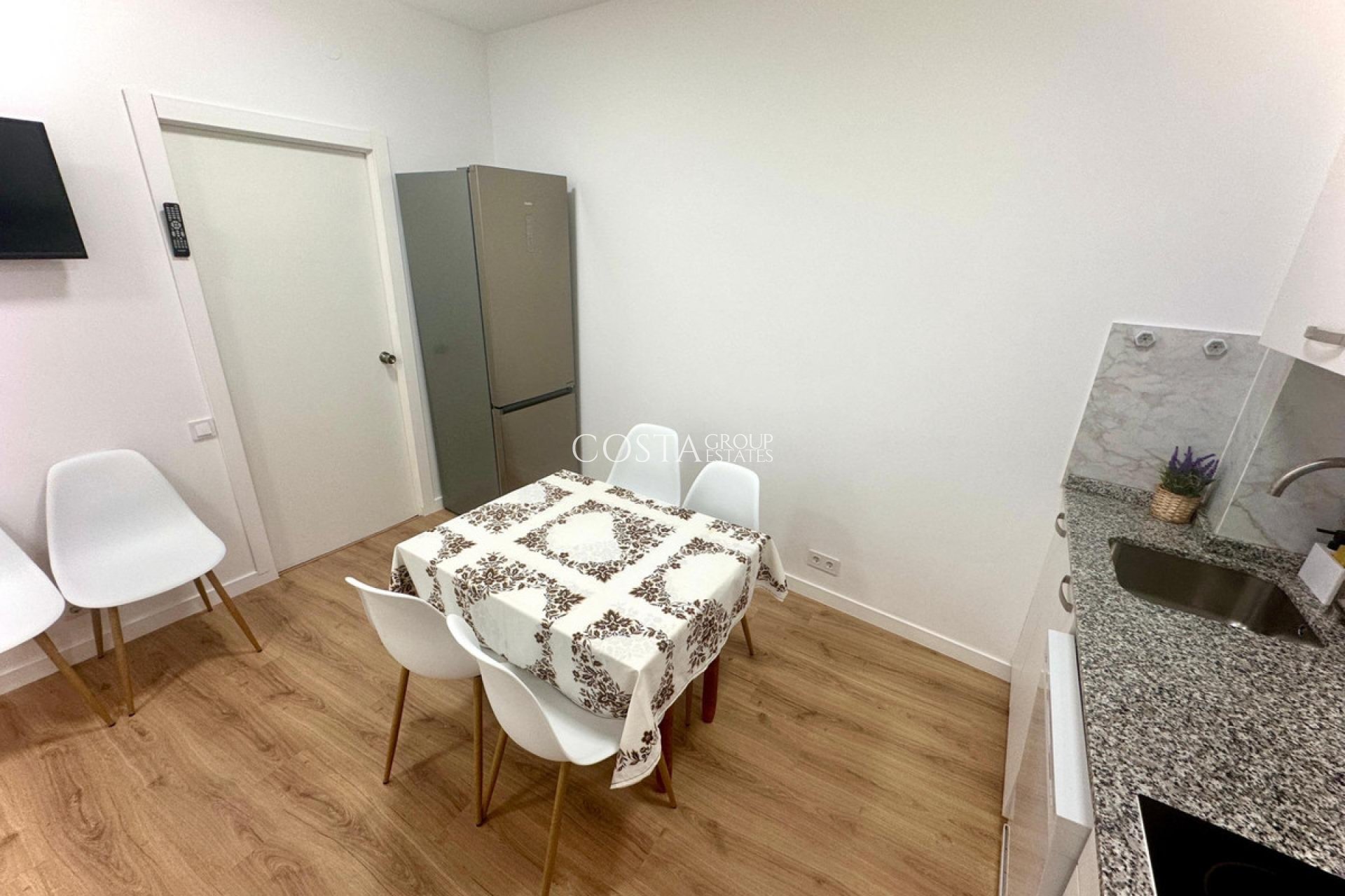 Odsprzedaż - Apartments -
Alicante - Alicante Centro
