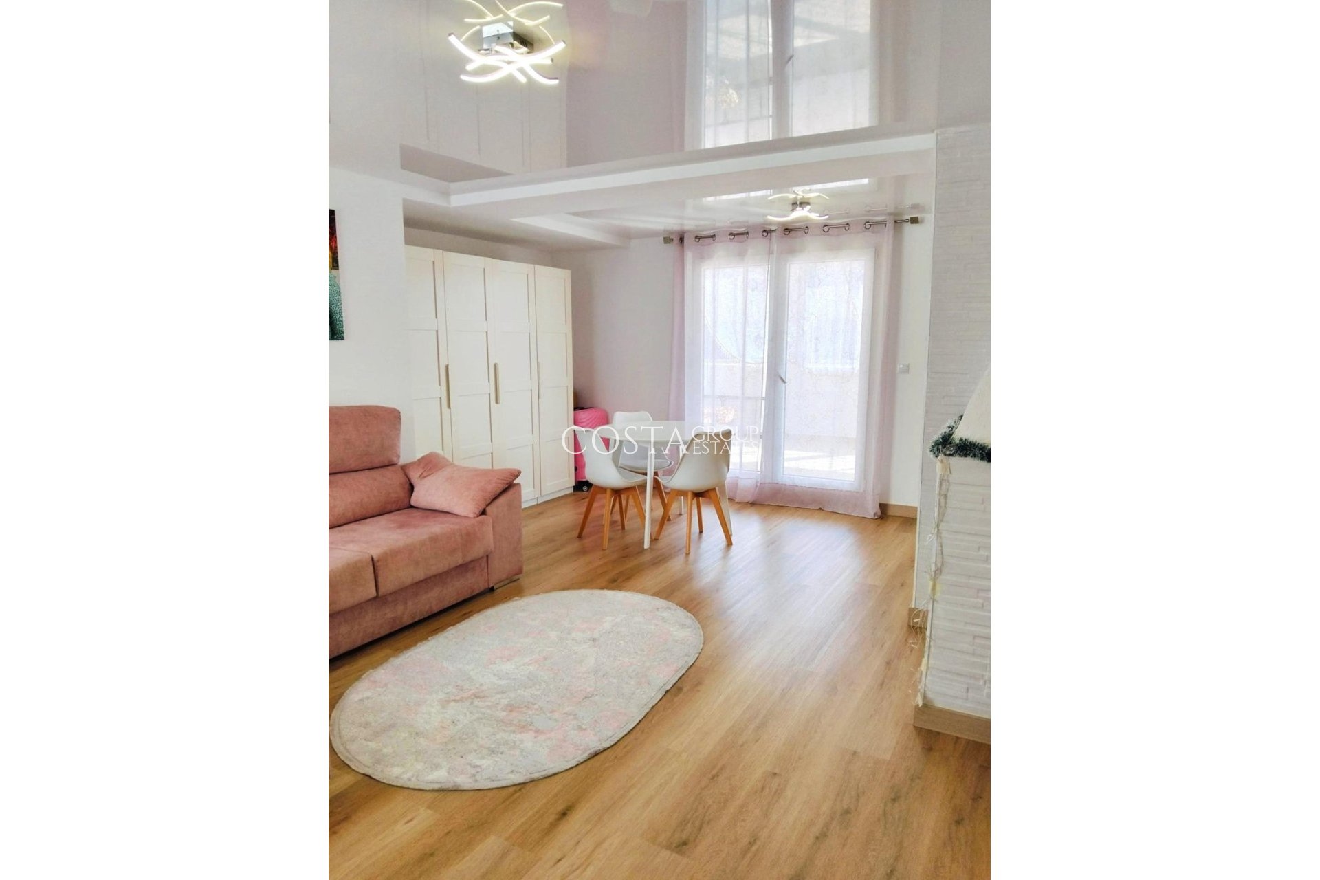 Odsprzedaż - Apartments -
Alicante - Alicante Centro