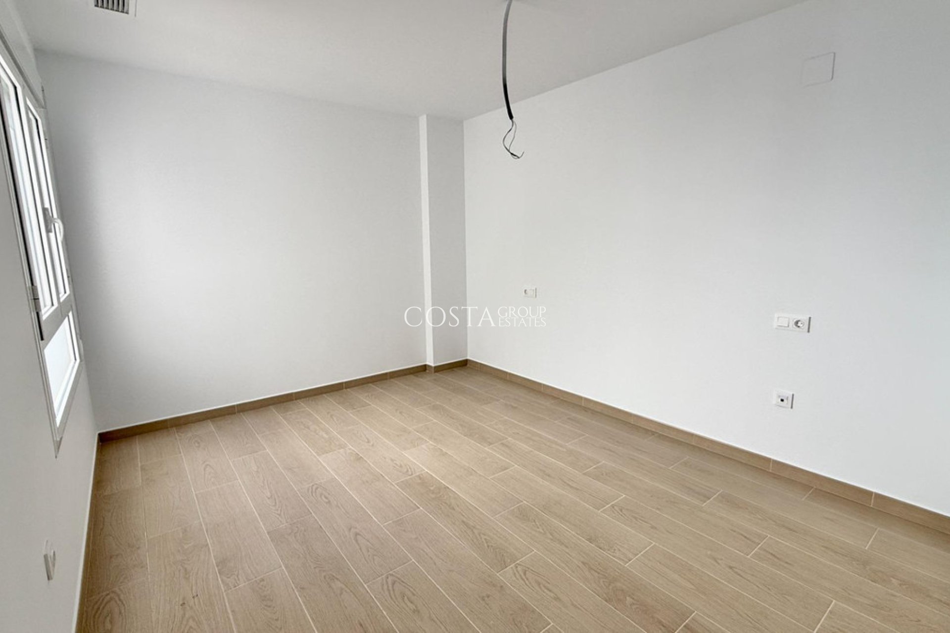 Odsprzedaż - Apartments -
Alicante - Alicante Centro