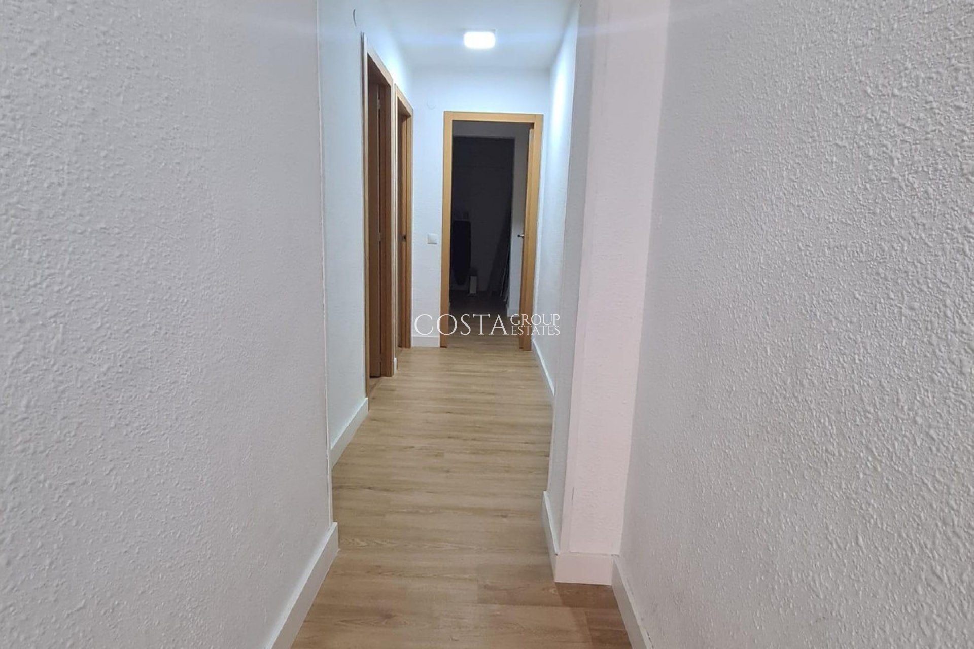 Odsprzedaż - Apartments -
Alicante - Alicante Centro