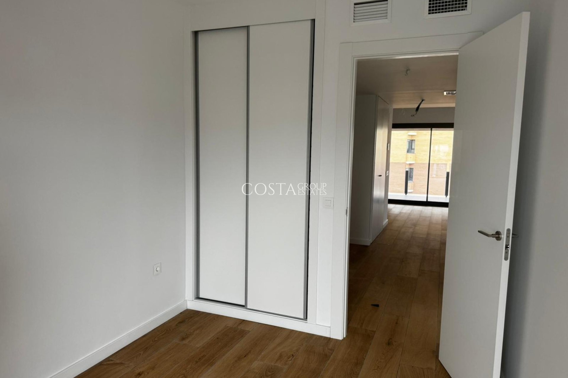 Odsprzedaż - Apartments -
Alicante - Alicante Centro