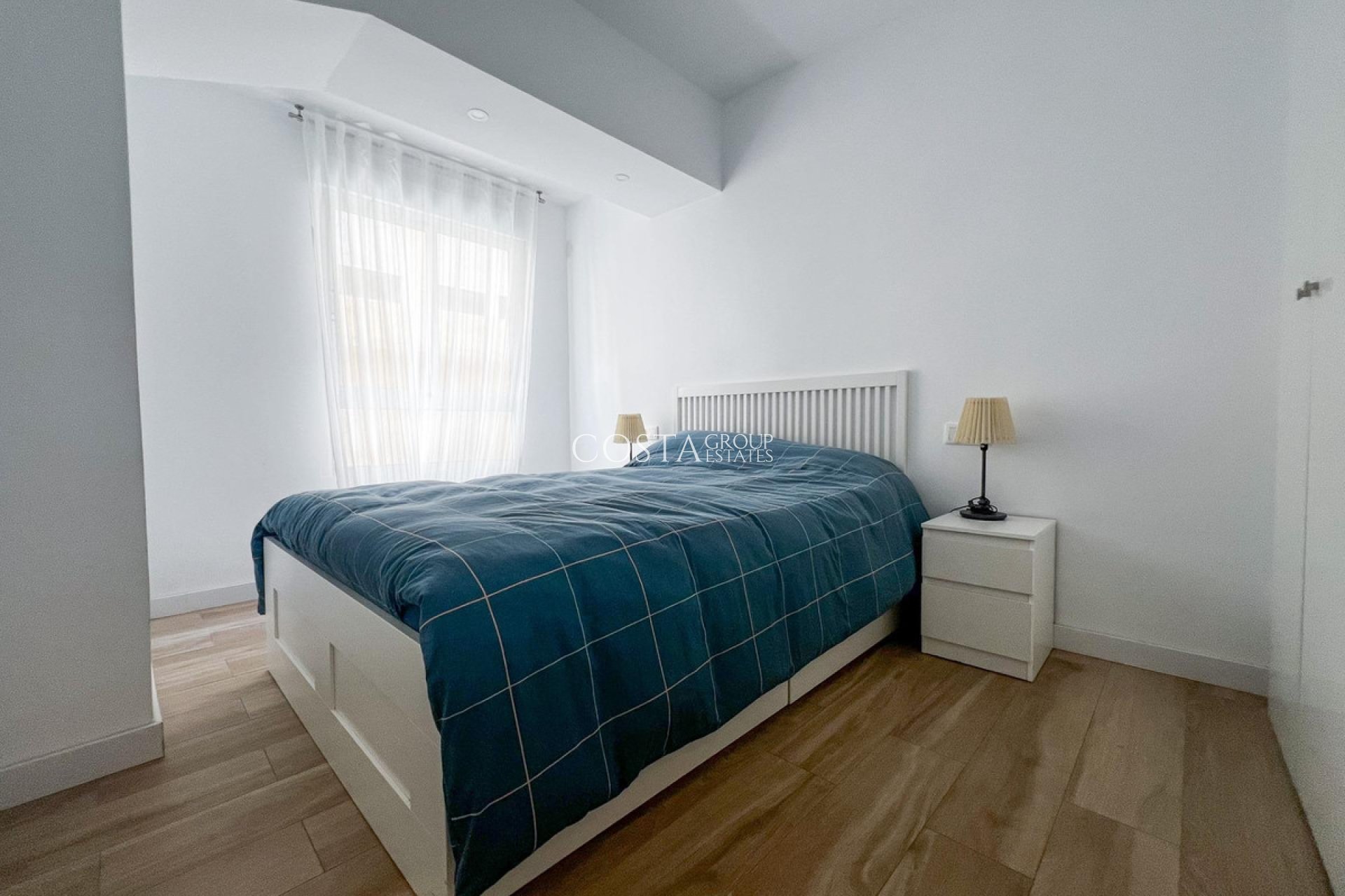 Odsprzedaż - Apartments -
Alicante - Alicante Centro