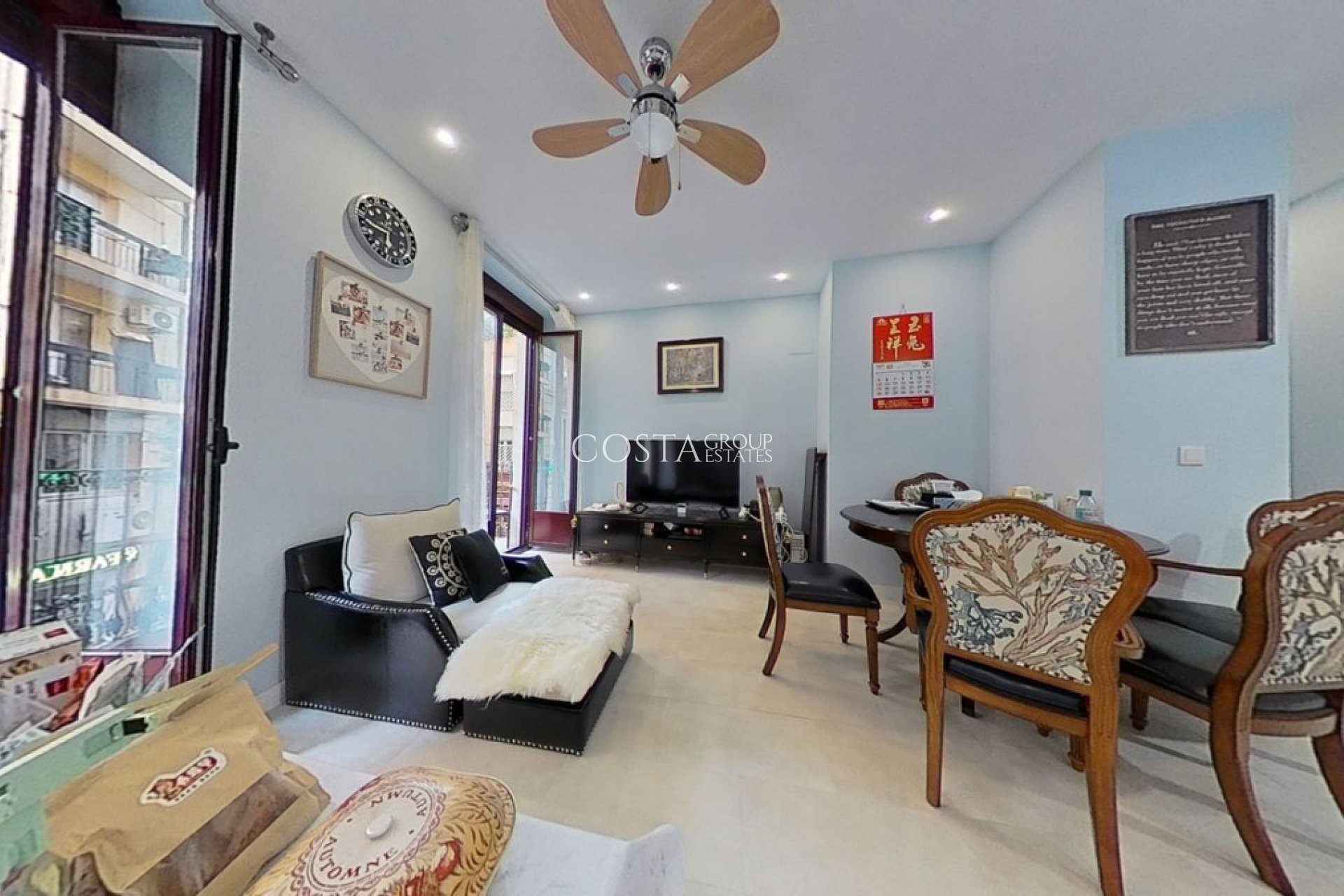 Odsprzedaż - Apartments -
Alicante - Alicante Centro