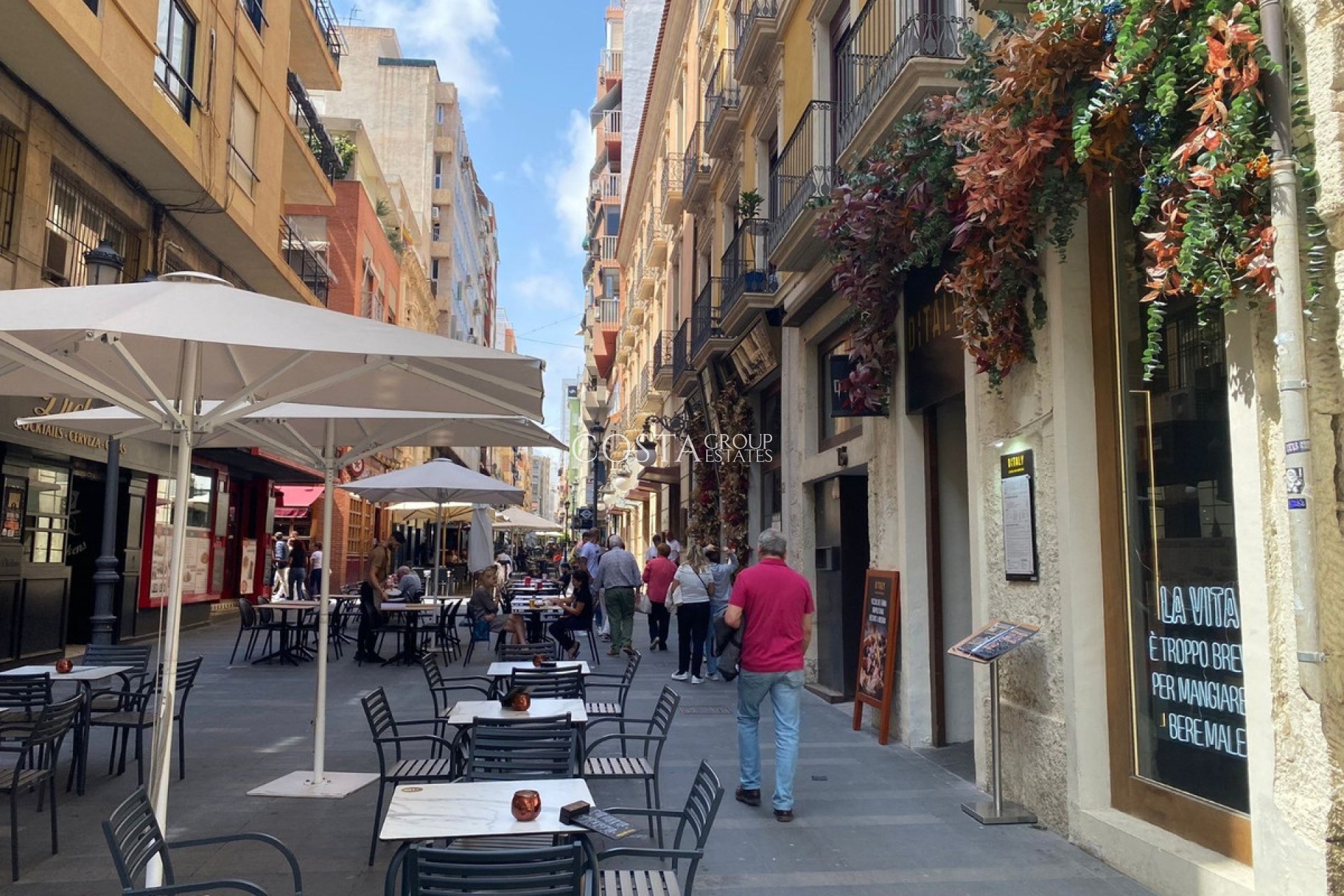 Odsprzedaż - Apartments -
Alicante - Alicante Centro