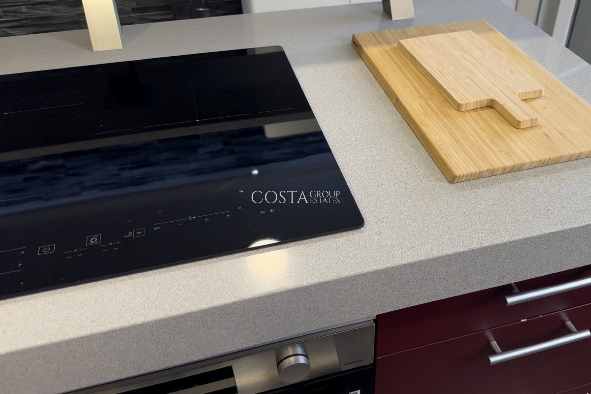 Odsprzedaż - Apartments -
Alicante - Alicante Centro