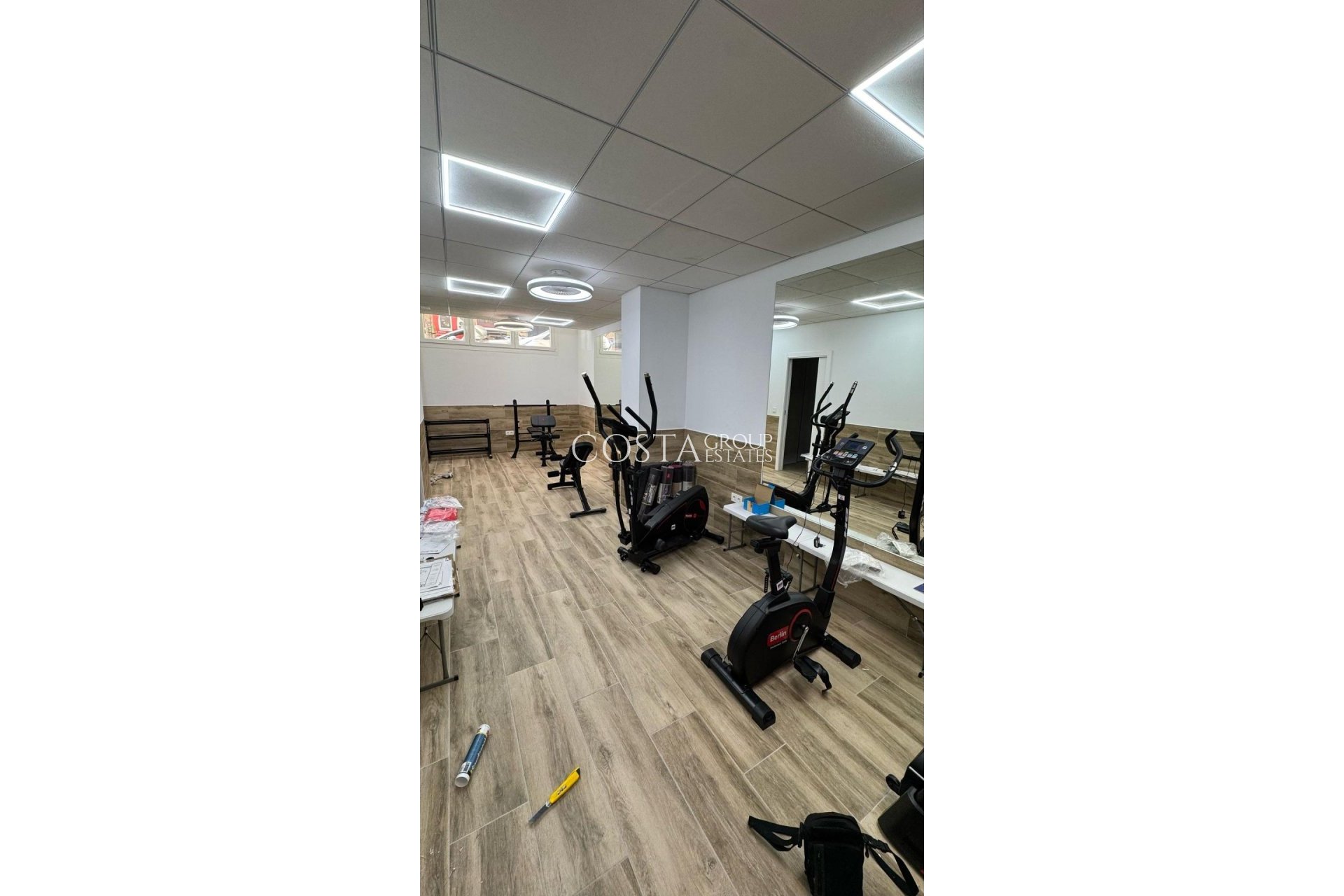 Odsprzedaż - Apartments -
Alicante - Alicante Centro