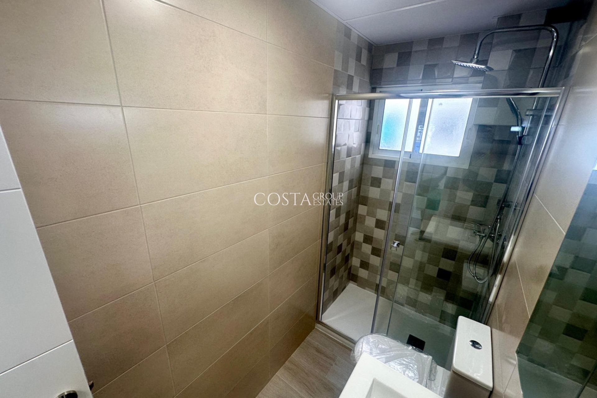 Odsprzedaż - Apartments -
Alicante - Alicante Centro