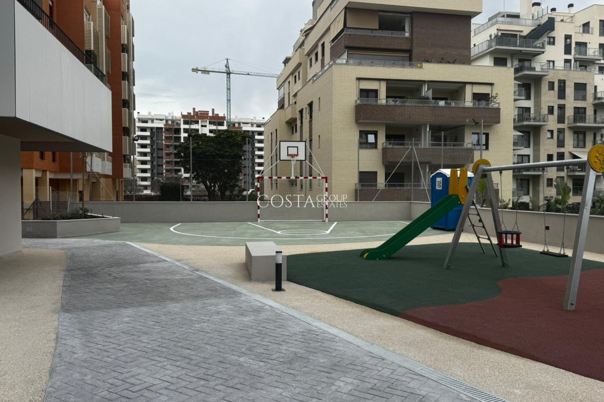 Odsprzedaż - Apartments -
Alicante - Alicante Centro