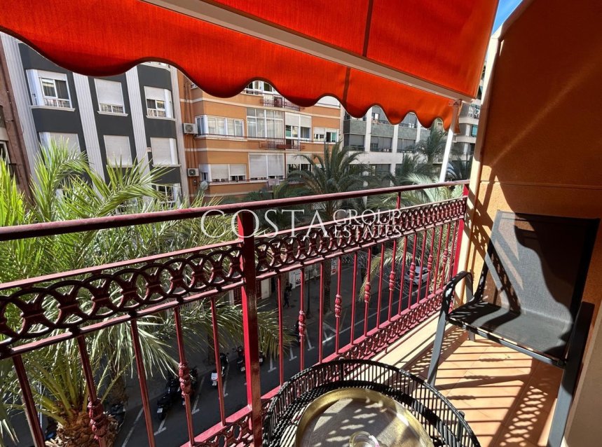 Odsprzedaż - Apartments -
Alicante City - Alicante City Centro