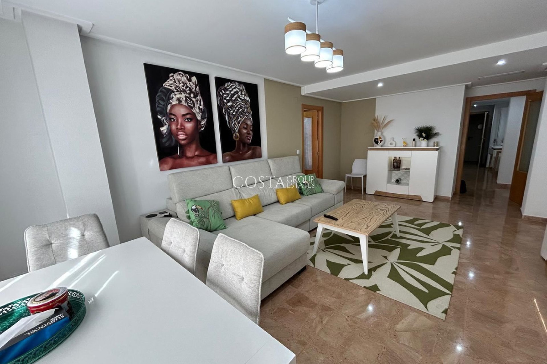 Odsprzedaż - Apartments -
Alicante City - Alicante City Centro