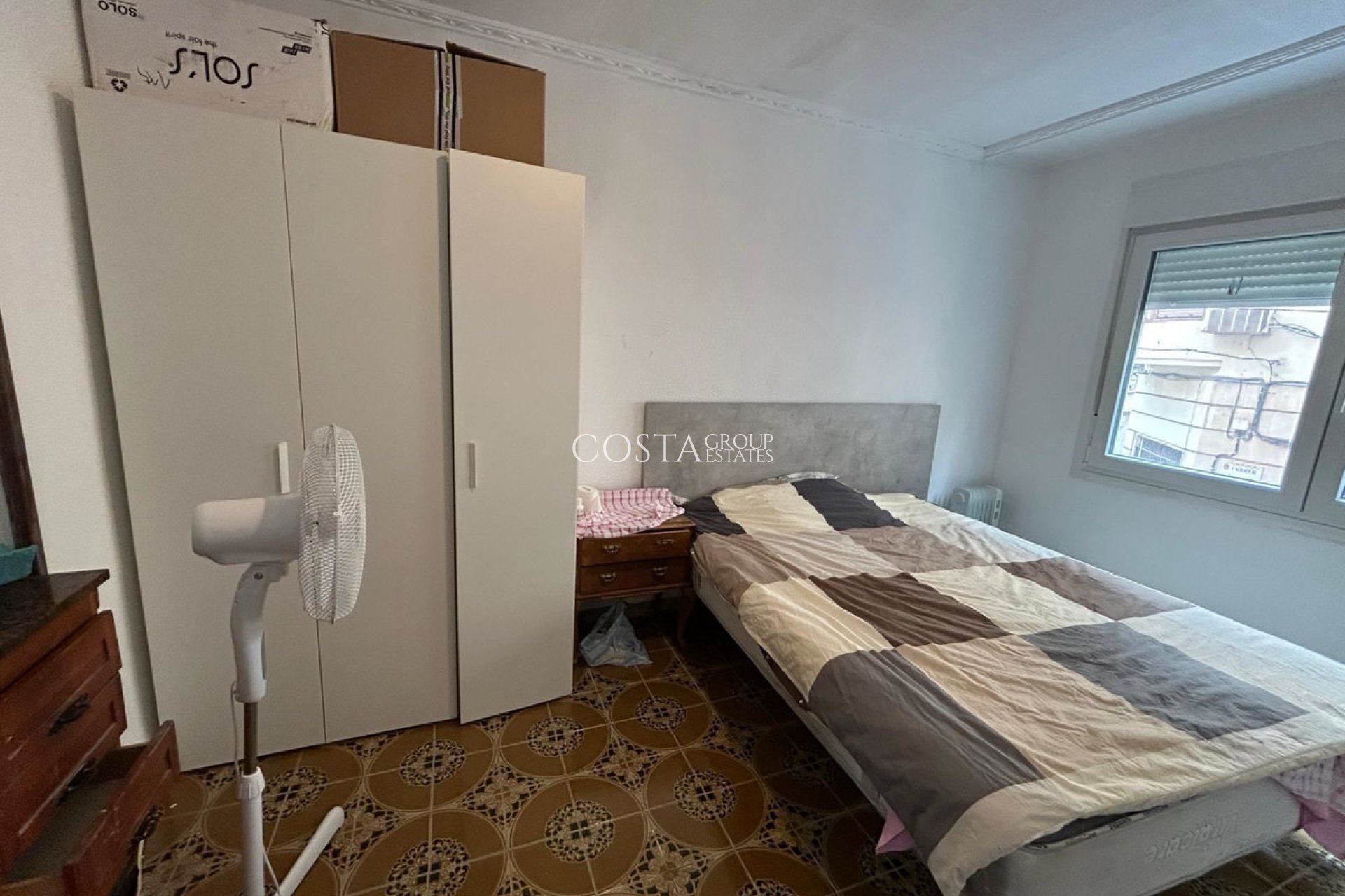 Odsprzedaż - Apartments -
Alicante City - Alicante City Centro