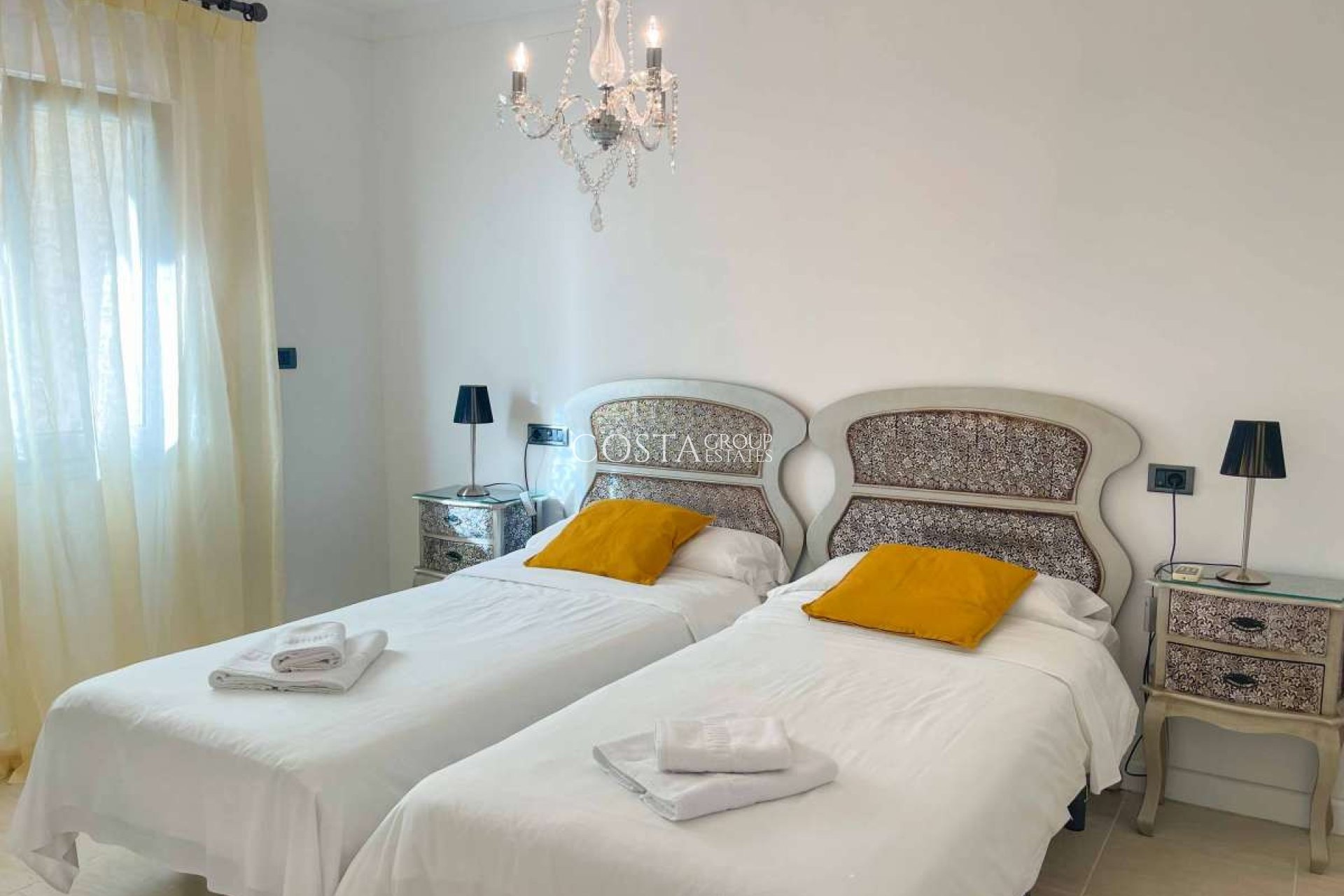 Odsprzedaż - Apartments -
Benissa - Benissa Coast