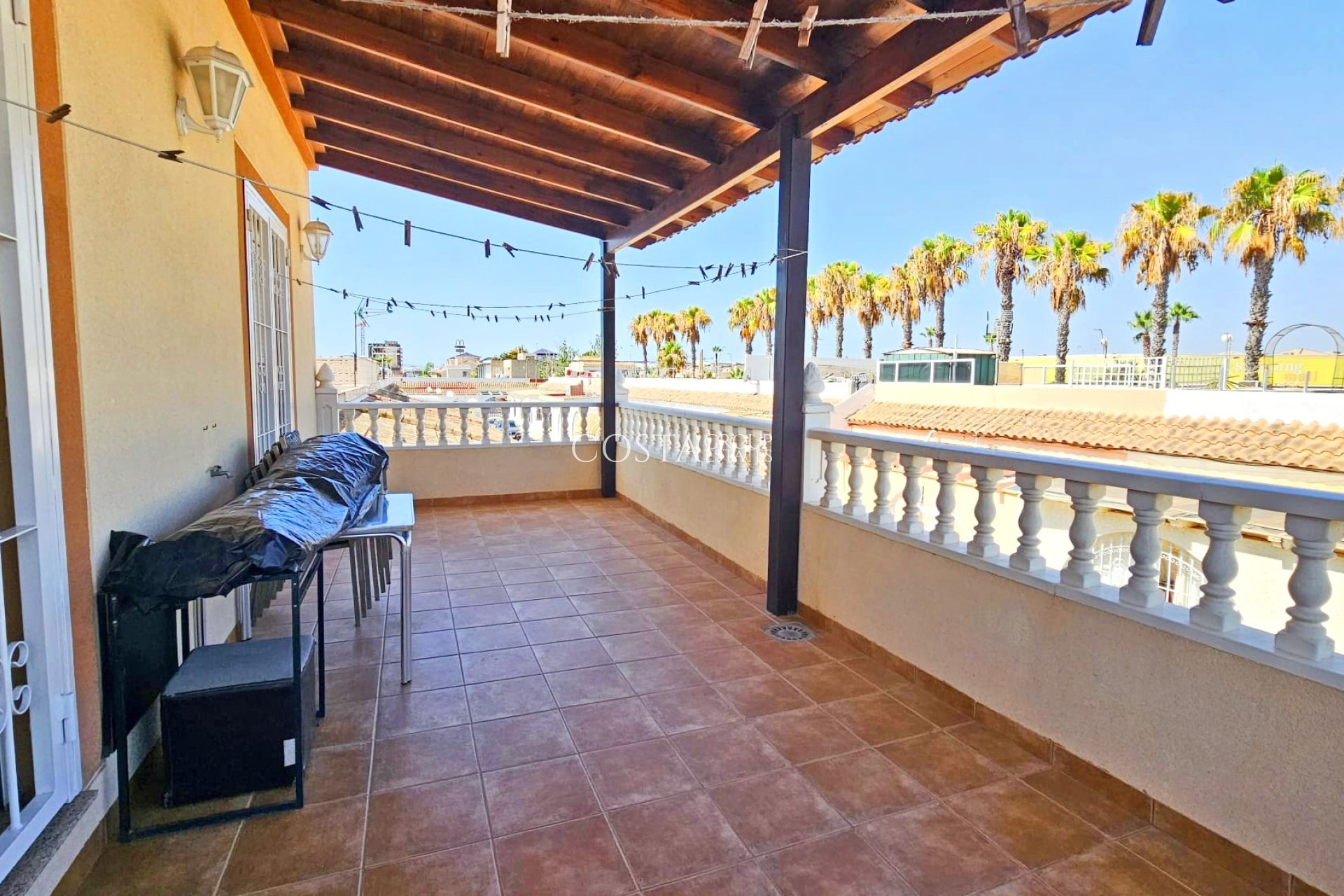 Odsprzedaż - Apartments -
Los Alcazares
