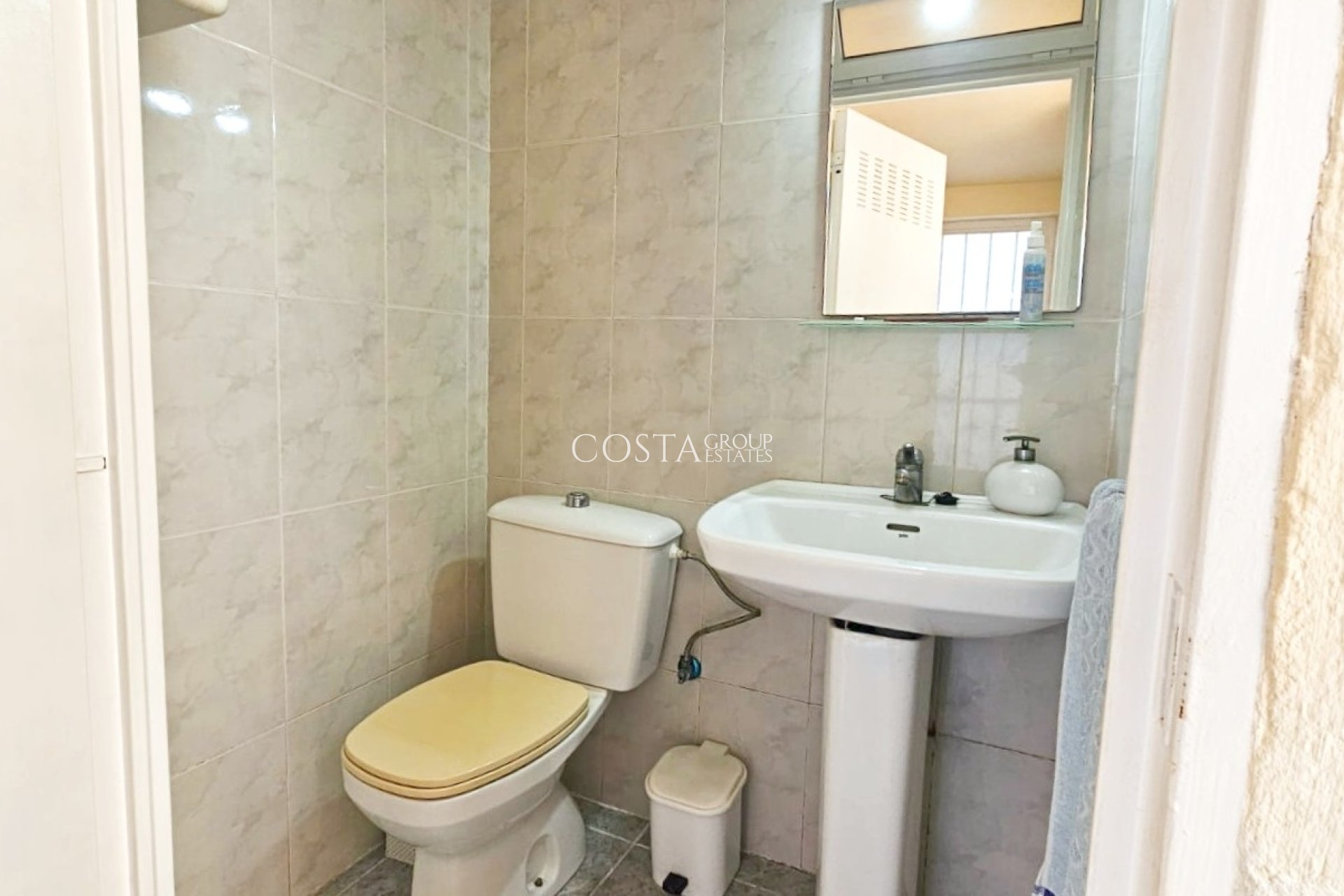 Odsprzedaż - Apartments -
Los Alcazares