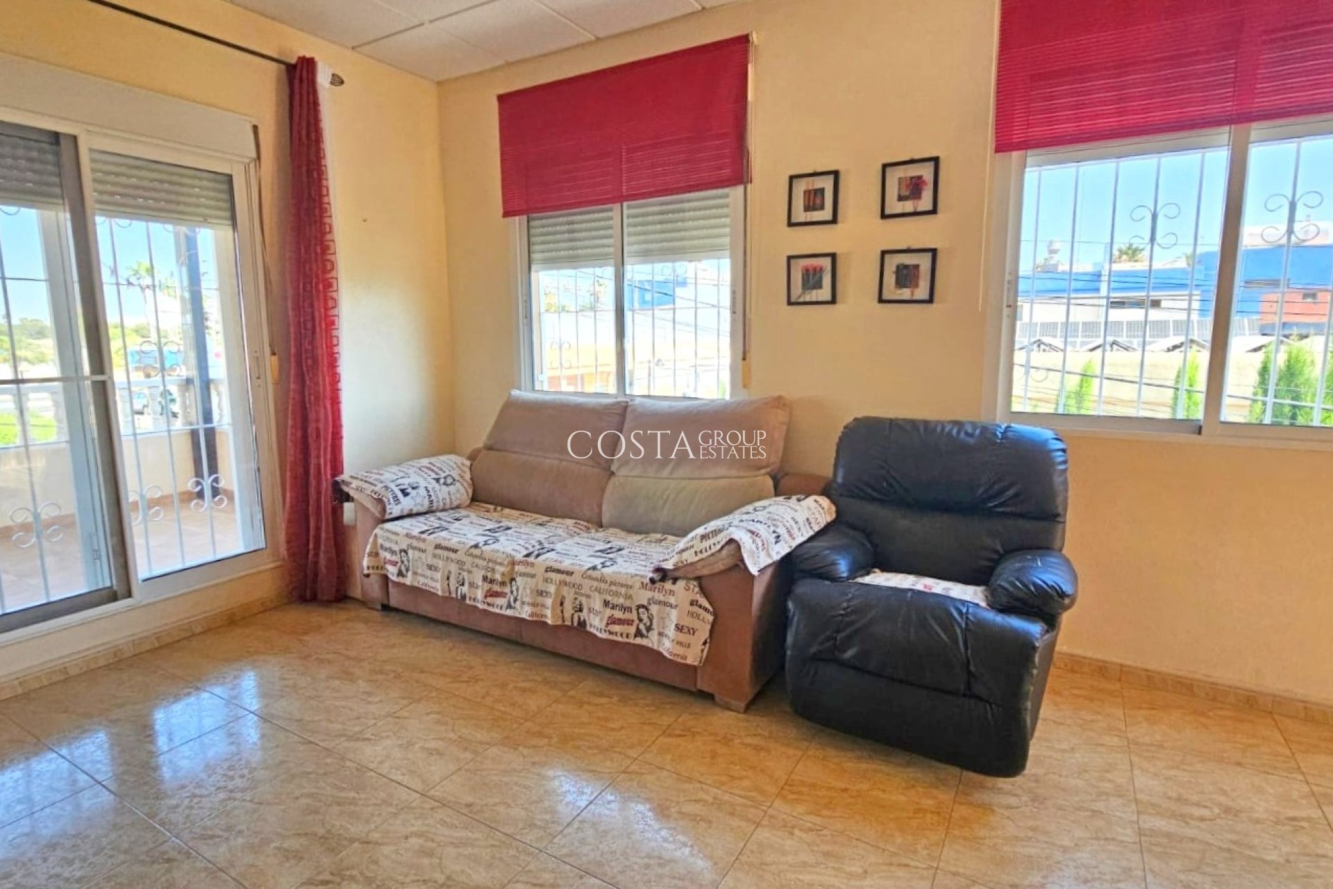 Odsprzedaż - Apartments -
Los Alcazares