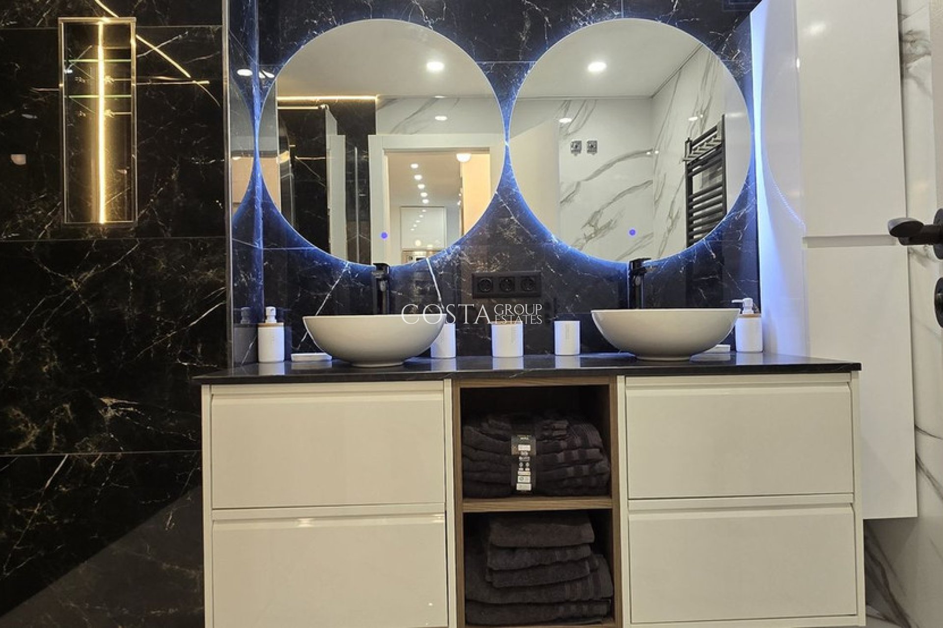 Odsprzedaż - Apartments -
Murcia - Hacienda Riquelme