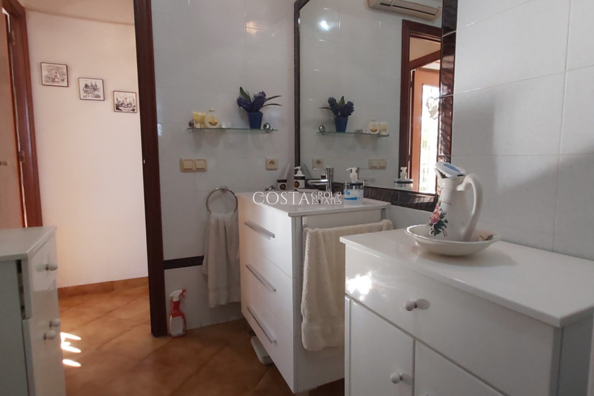 Odsprzedaż - Apartments -
Orihuela Costa - Cabo Roig