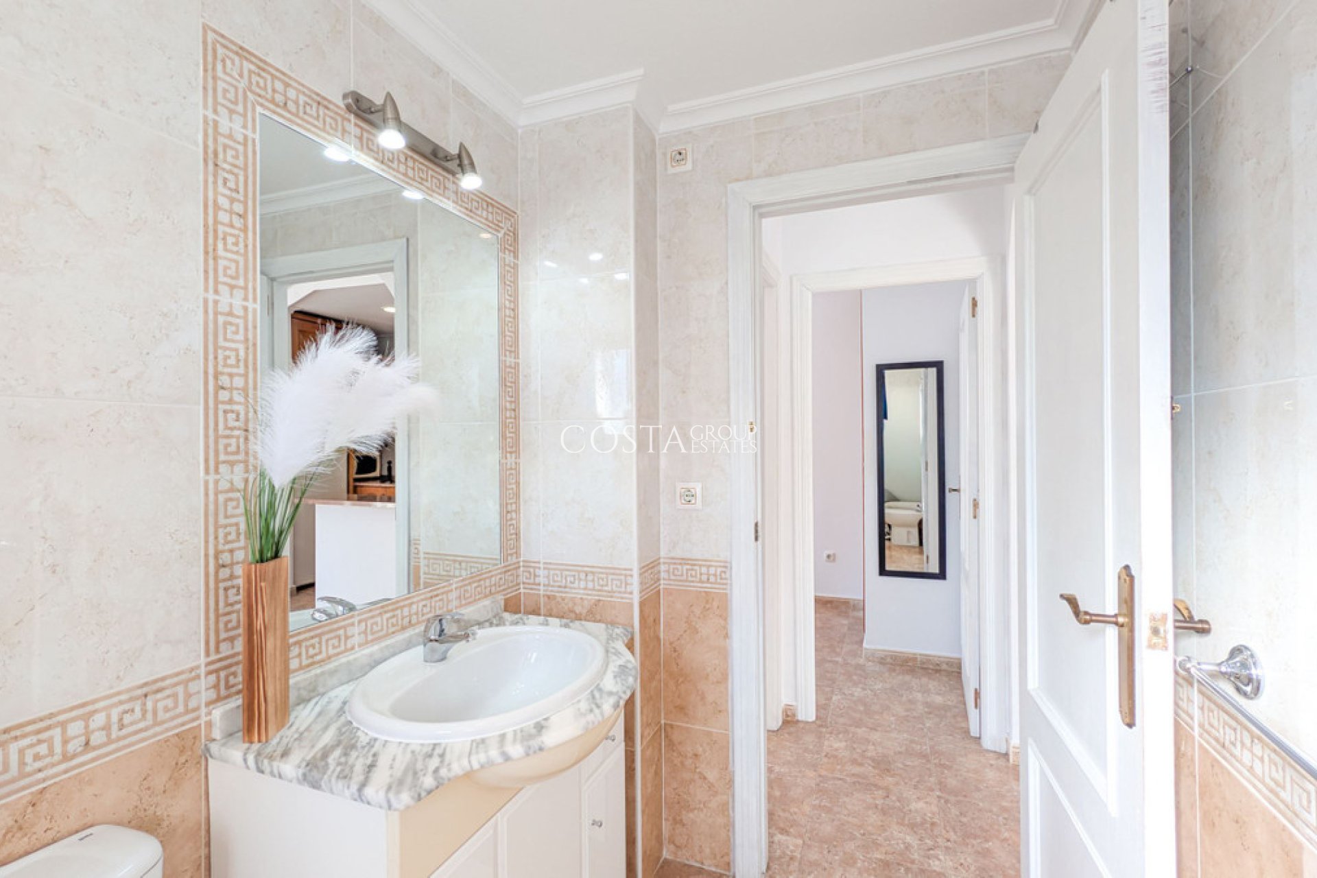 Odsprzedaż - Apartments -
Orihuela Costa - Cabo Roig