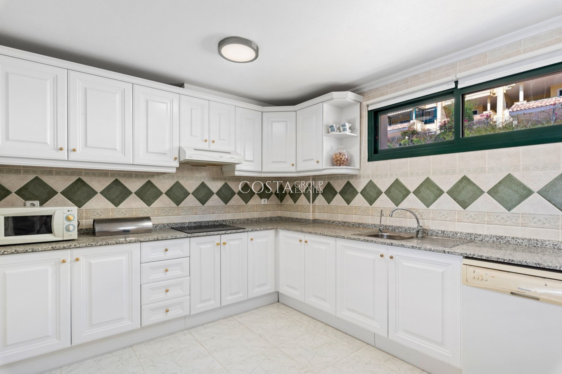 Odsprzedaż - Apartments -
Orihuela Costa - Campoamor