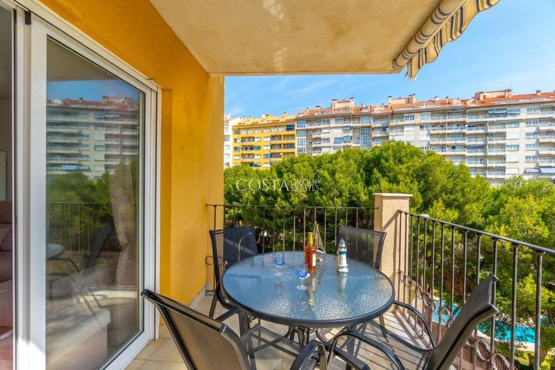 Odsprzedaż - Apartments -
Orihuela Costa - Campoamor