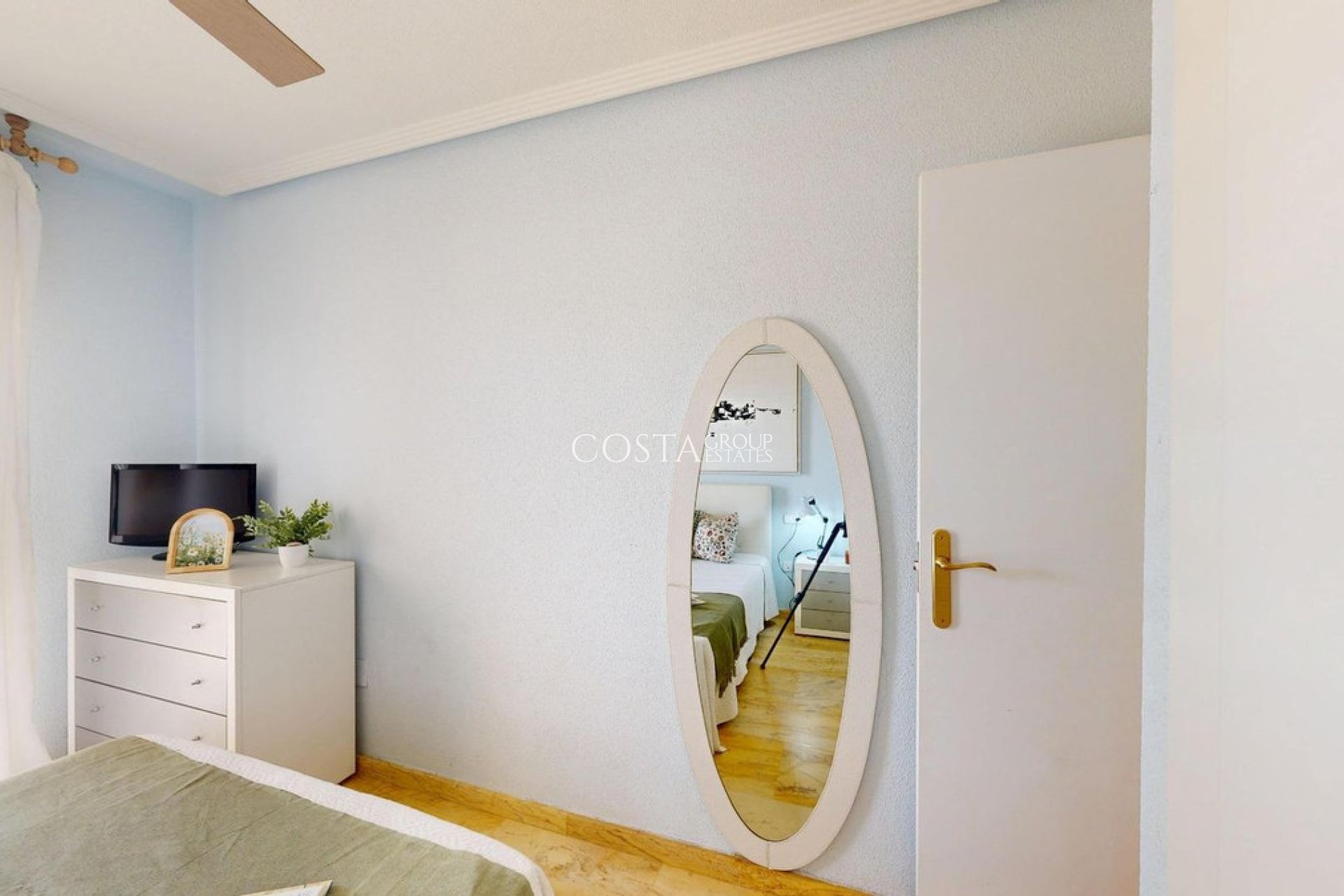 Odsprzedaż - Apartments -
Orihuela Costa - Campoamor