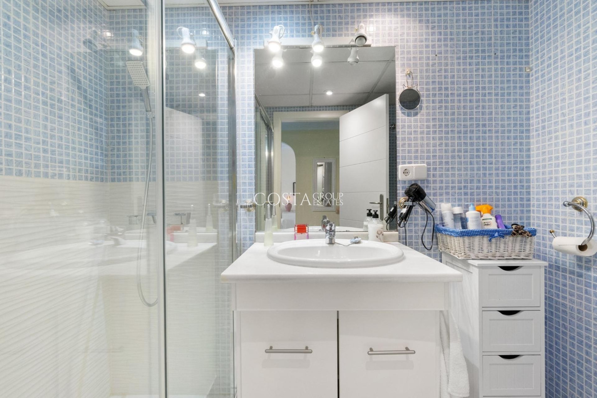 Odsprzedaż - Apartments -
Orihuela Costa - Campoamor