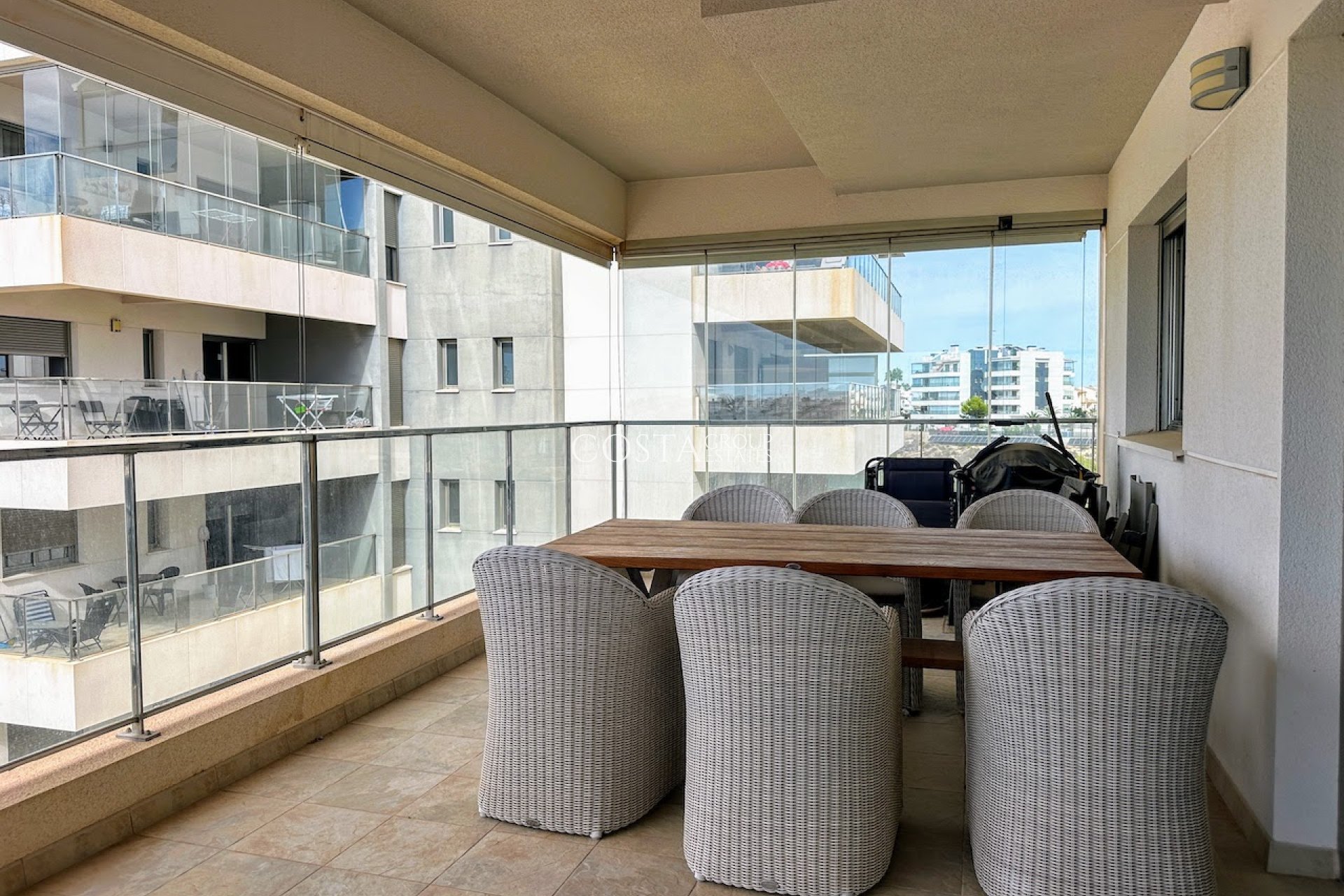 Odsprzedaż - Apartments -
Orihuela Costa - La Zenia