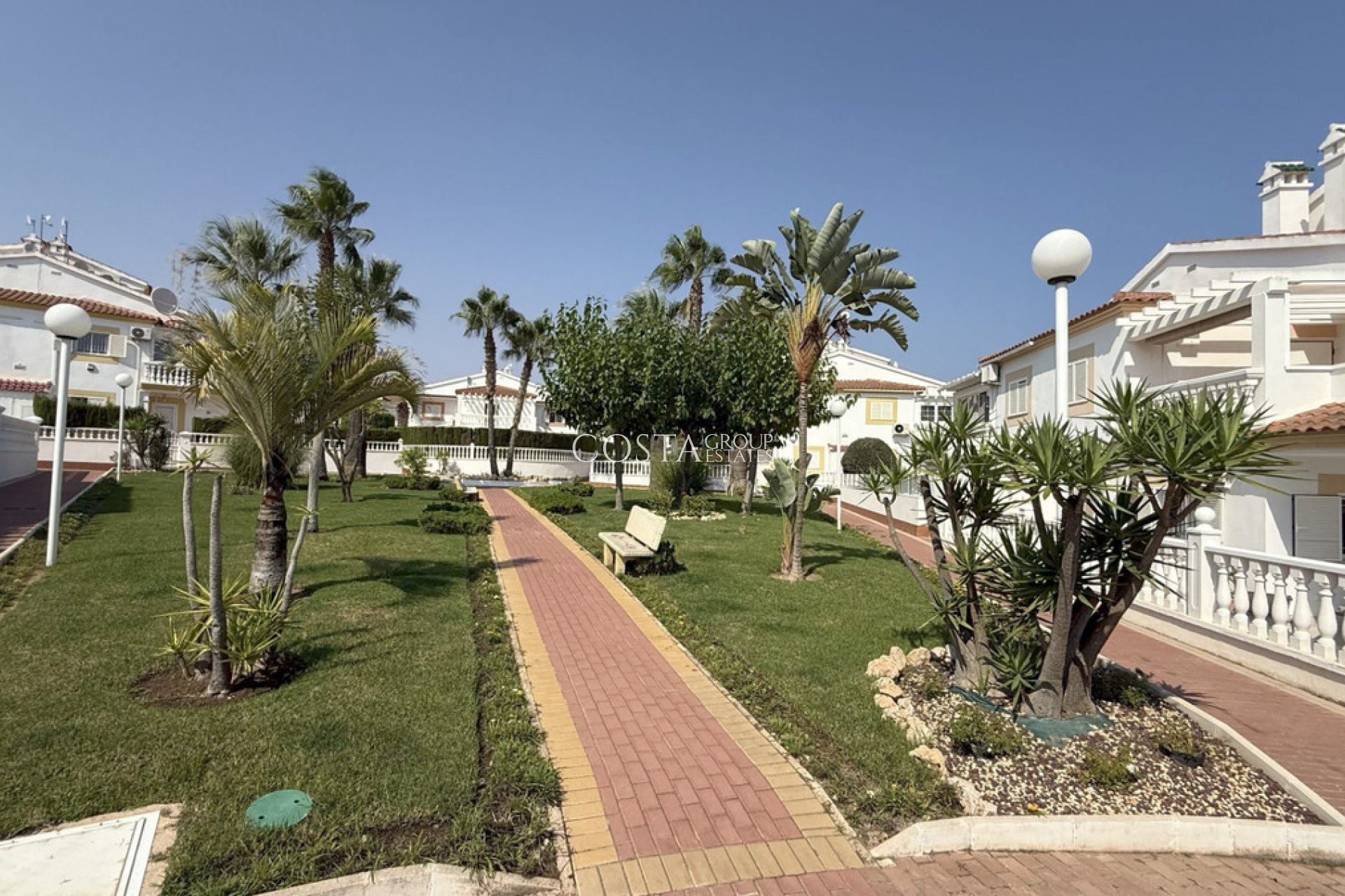 Odsprzedaż - Apartments -
Orihuela Costa - La Zenia