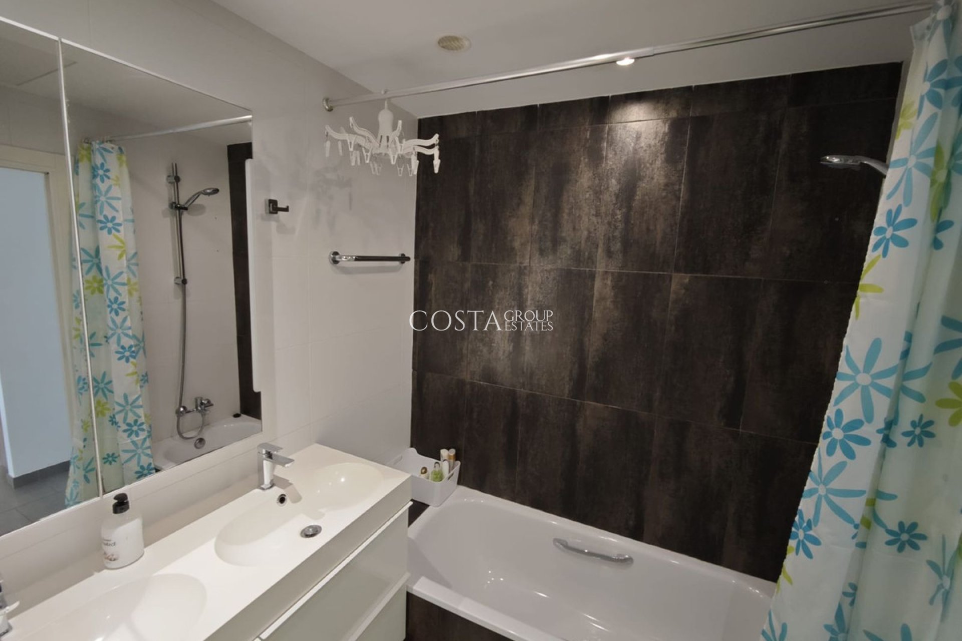 Odsprzedaż - Apartments -
Orihuela Costa - La Zenia