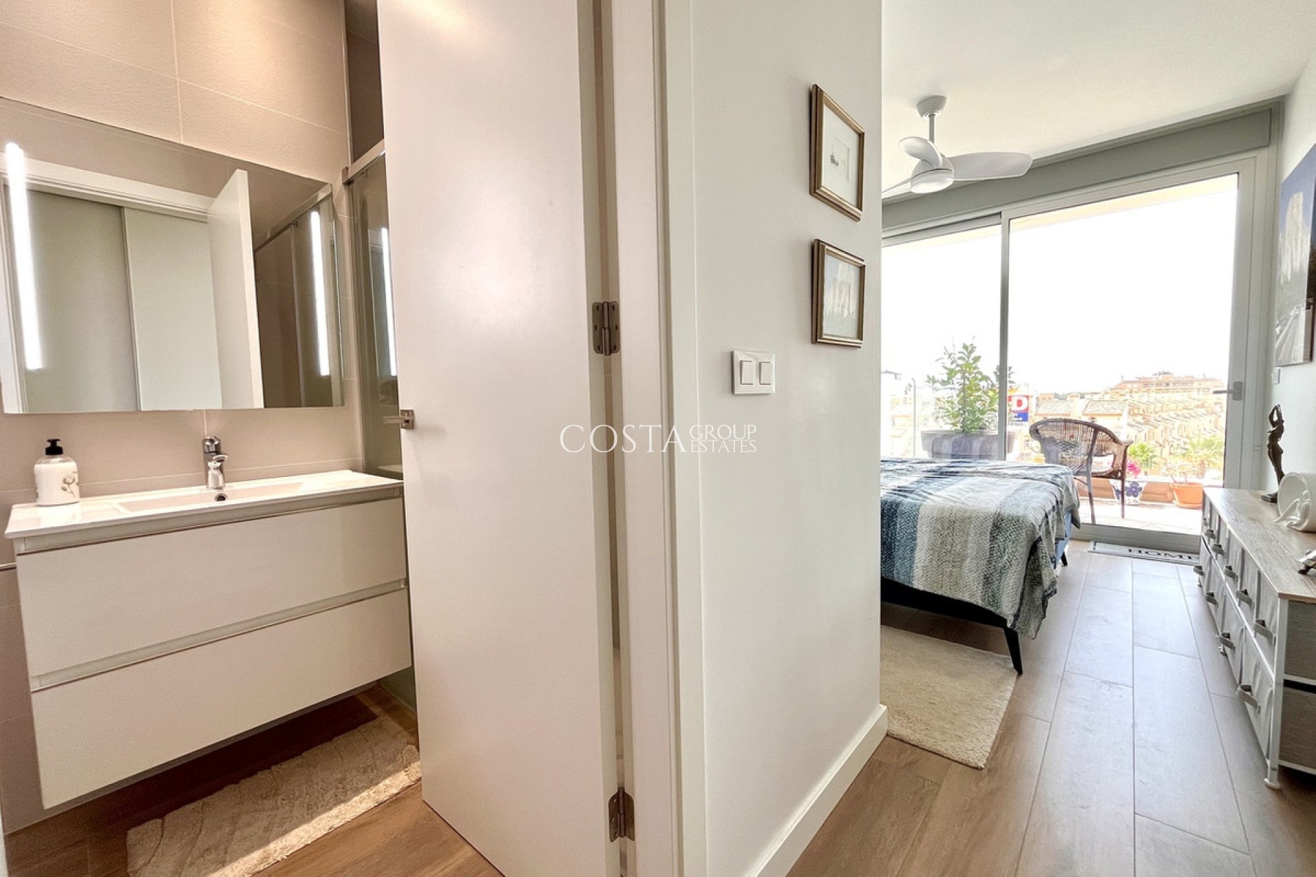 Odsprzedaż - Apartments -
Orihuela Costa - Los Dolses