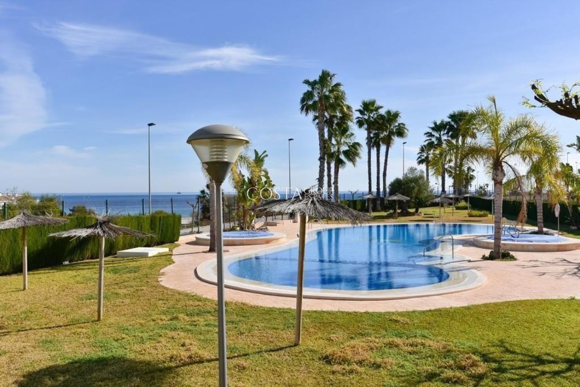 Odsprzedaż - Apartments -
Orihuela Costa - Mil Palmeras