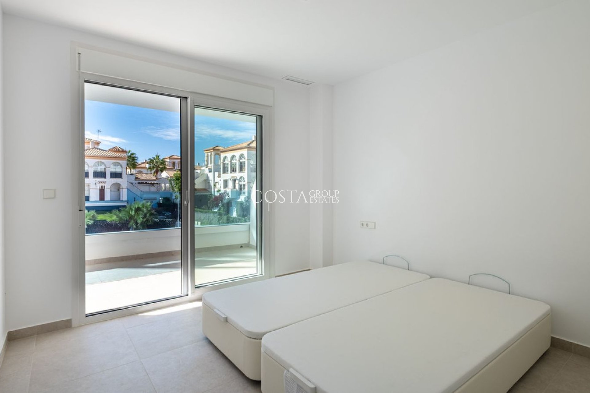 Odsprzedaż - Apartments -
Orihuela Costa - Playa Flamenca