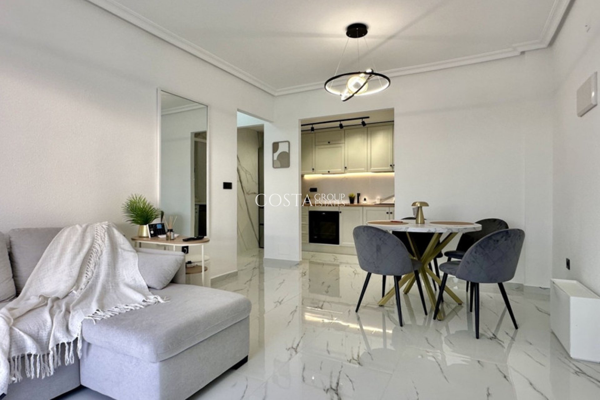 Odsprzedaż - Apartments -
Orihuela Costa - Playa Flamenca