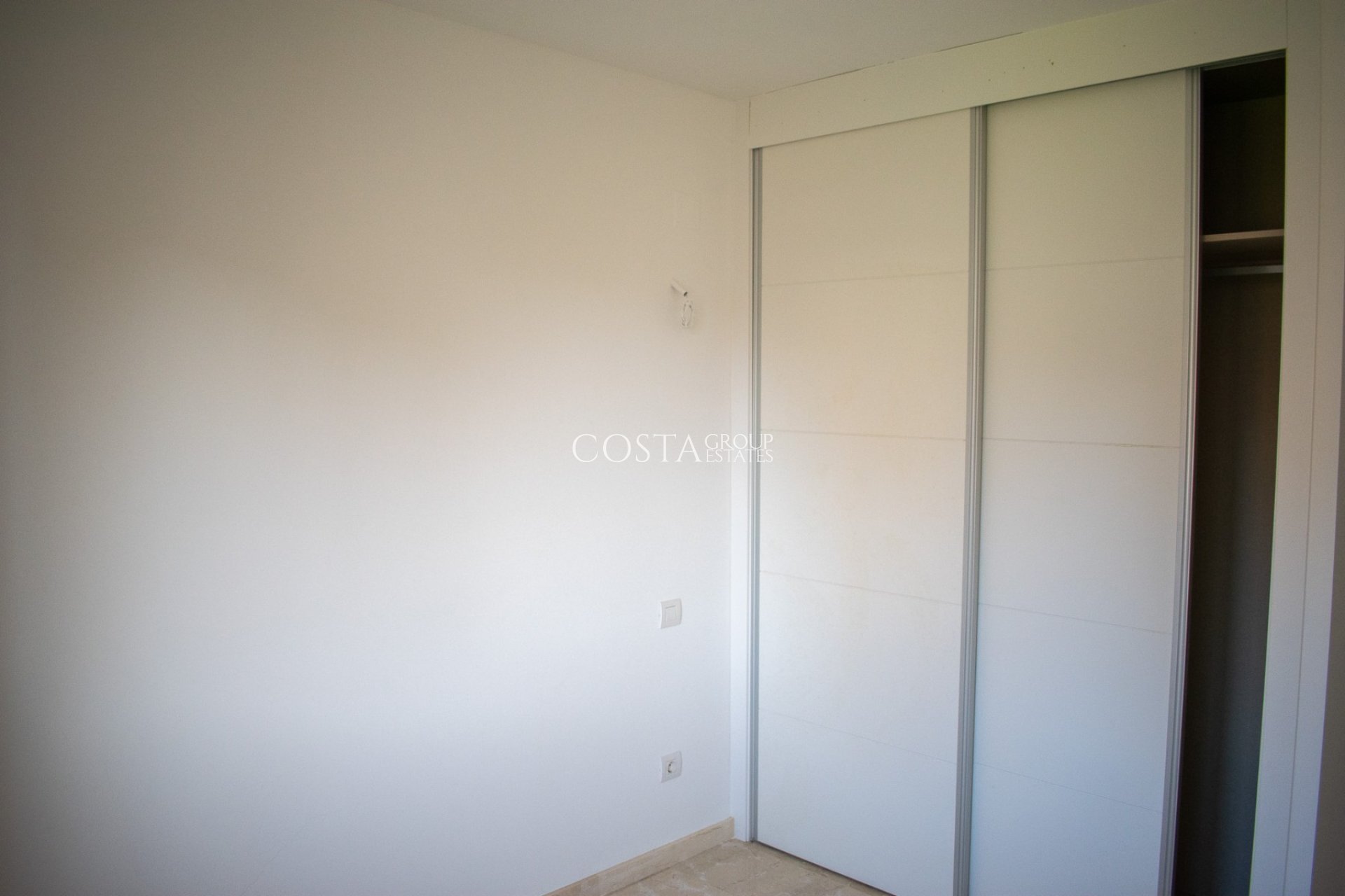 Odsprzedaż - Apartments -
Orihuela Costa - Punta Prima