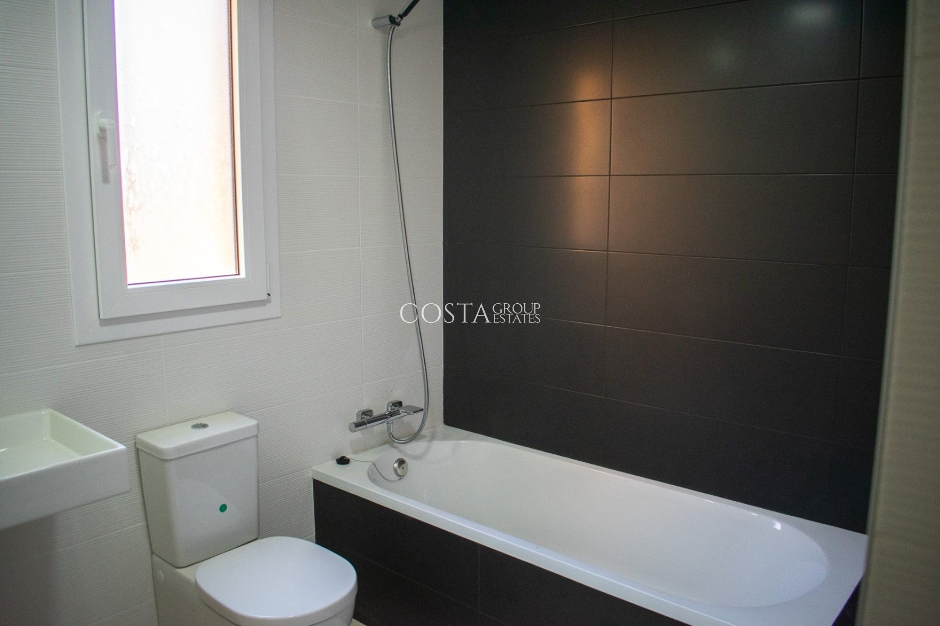 Odsprzedaż - Apartments -
Orihuela Costa - Punta Prima